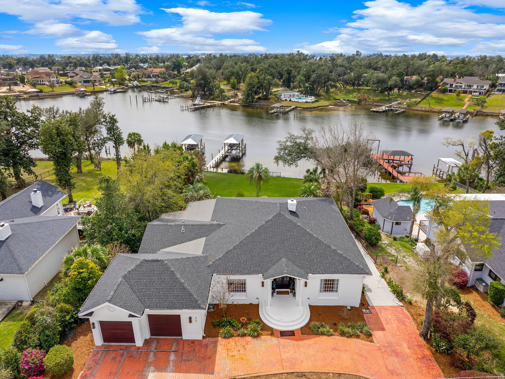 COVE TERRACE - Residential