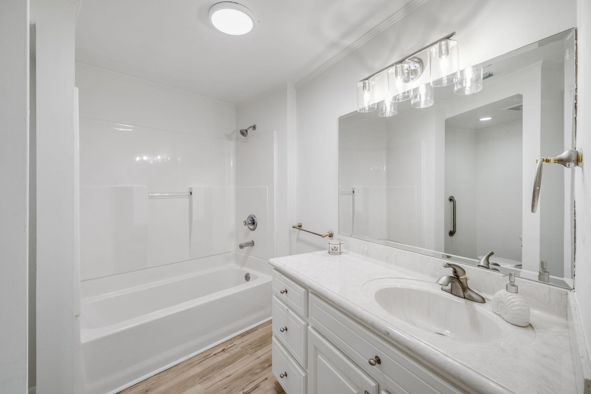COVE TERRACE - Residential