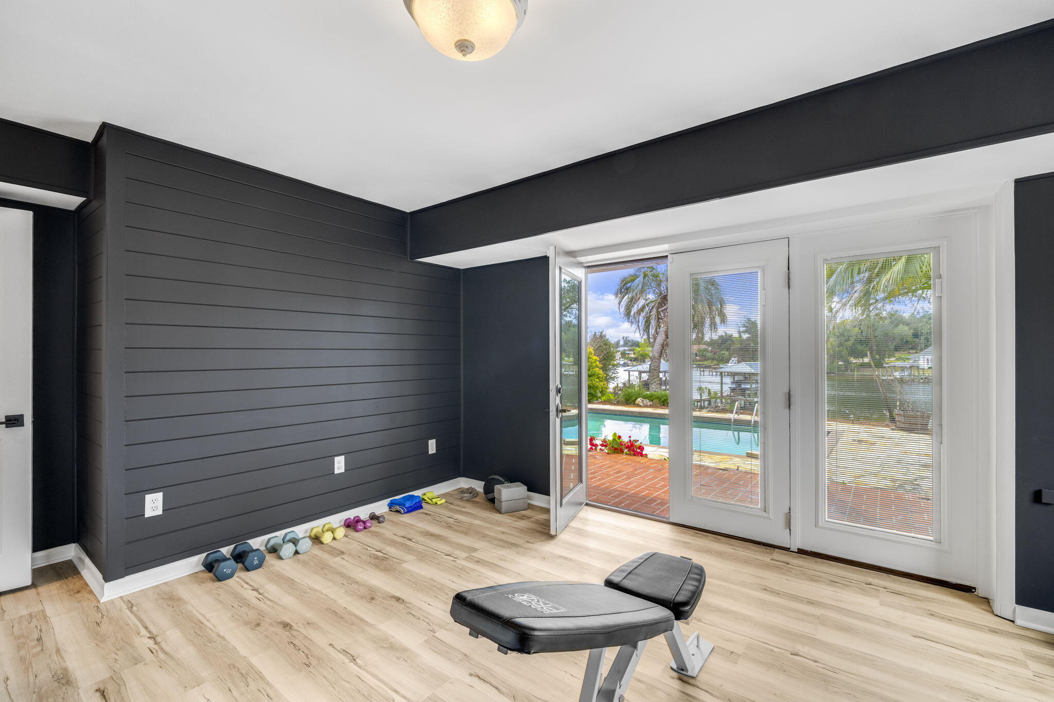 COVE TERRACE - Residential