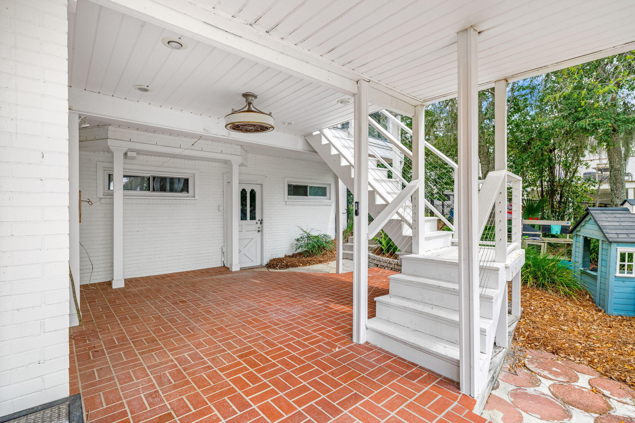 COVE TERRACE - Residential