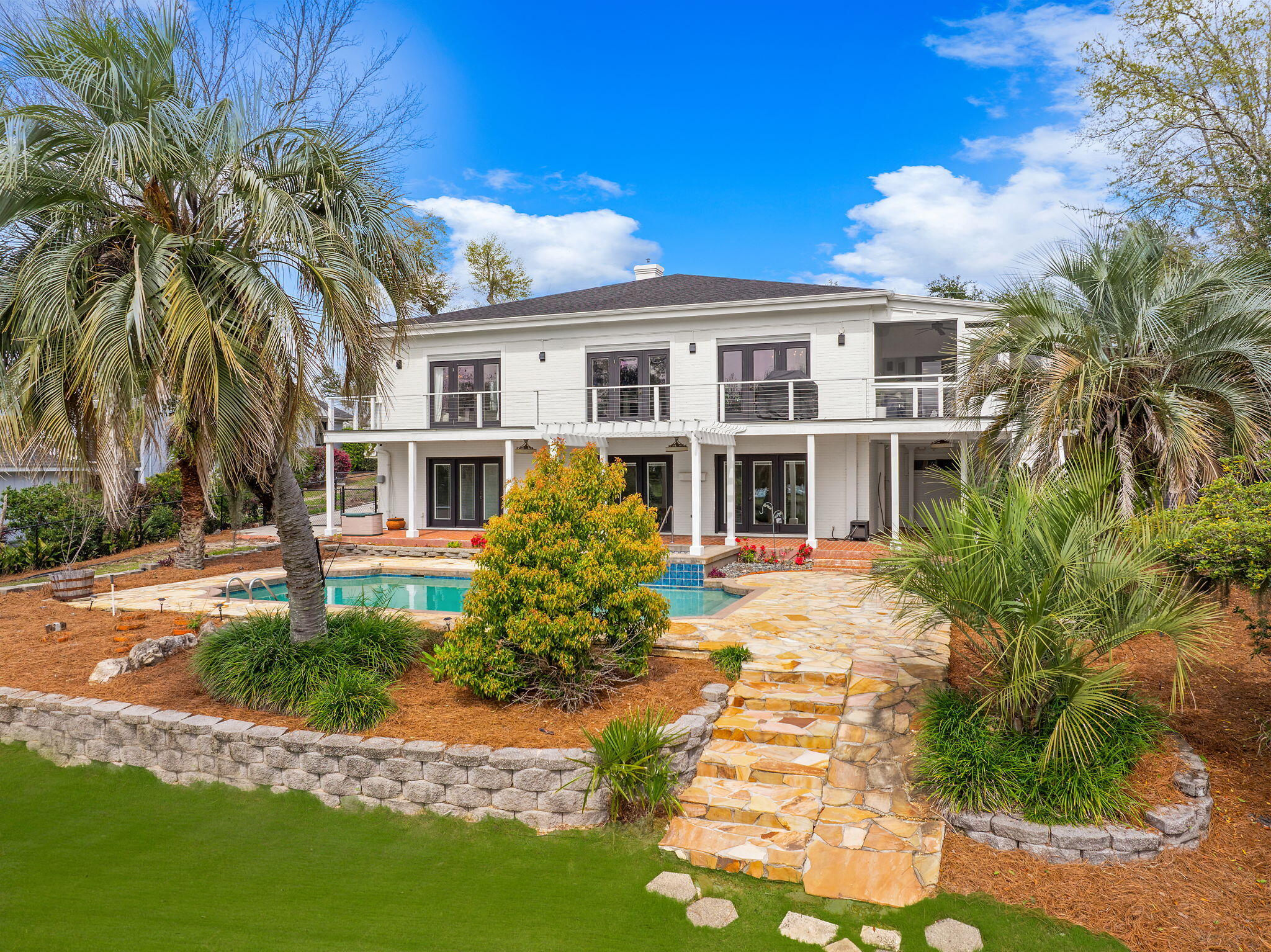 COVE TERRACE - Residential