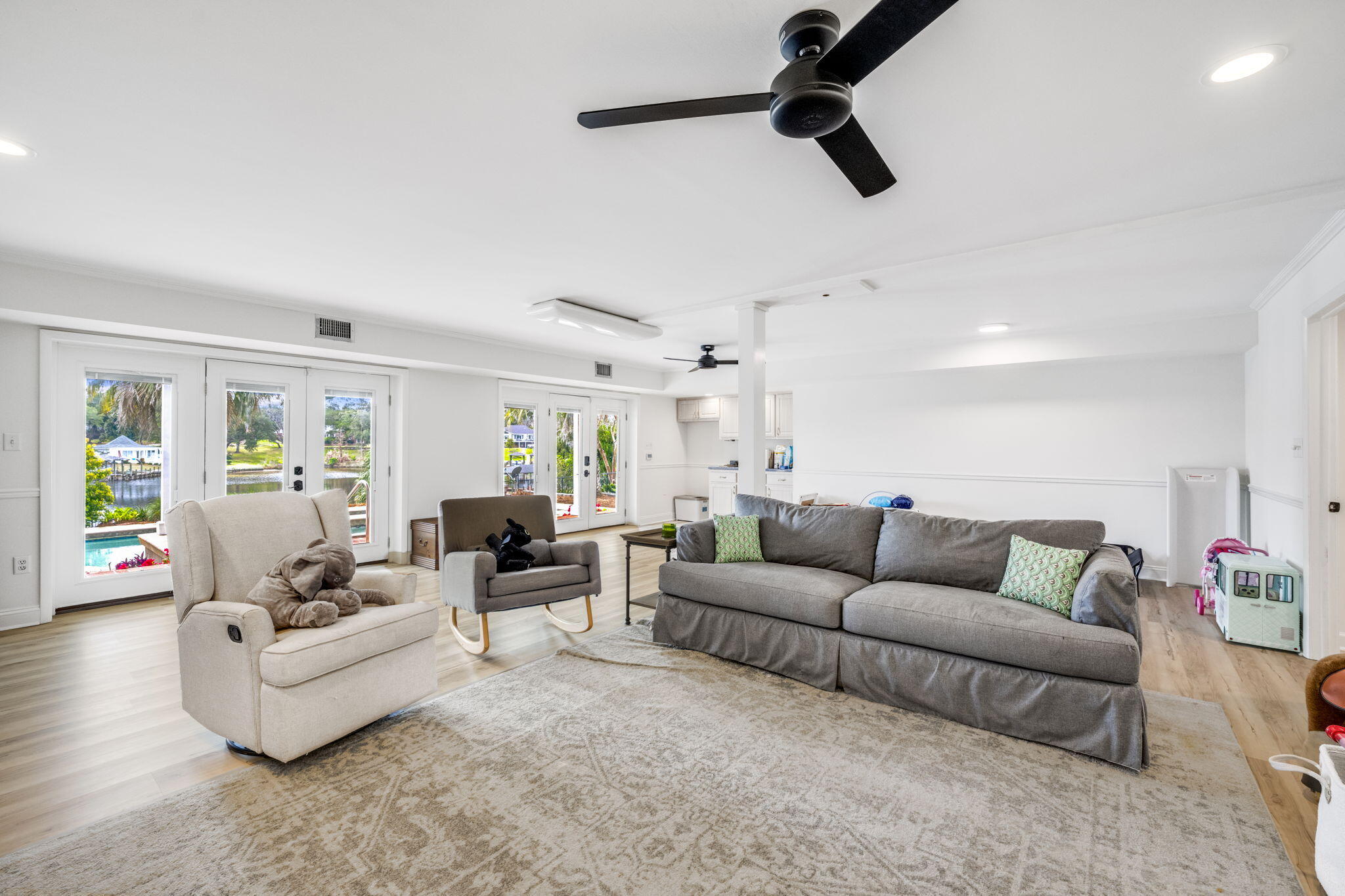 COVE TERRACE - Residential