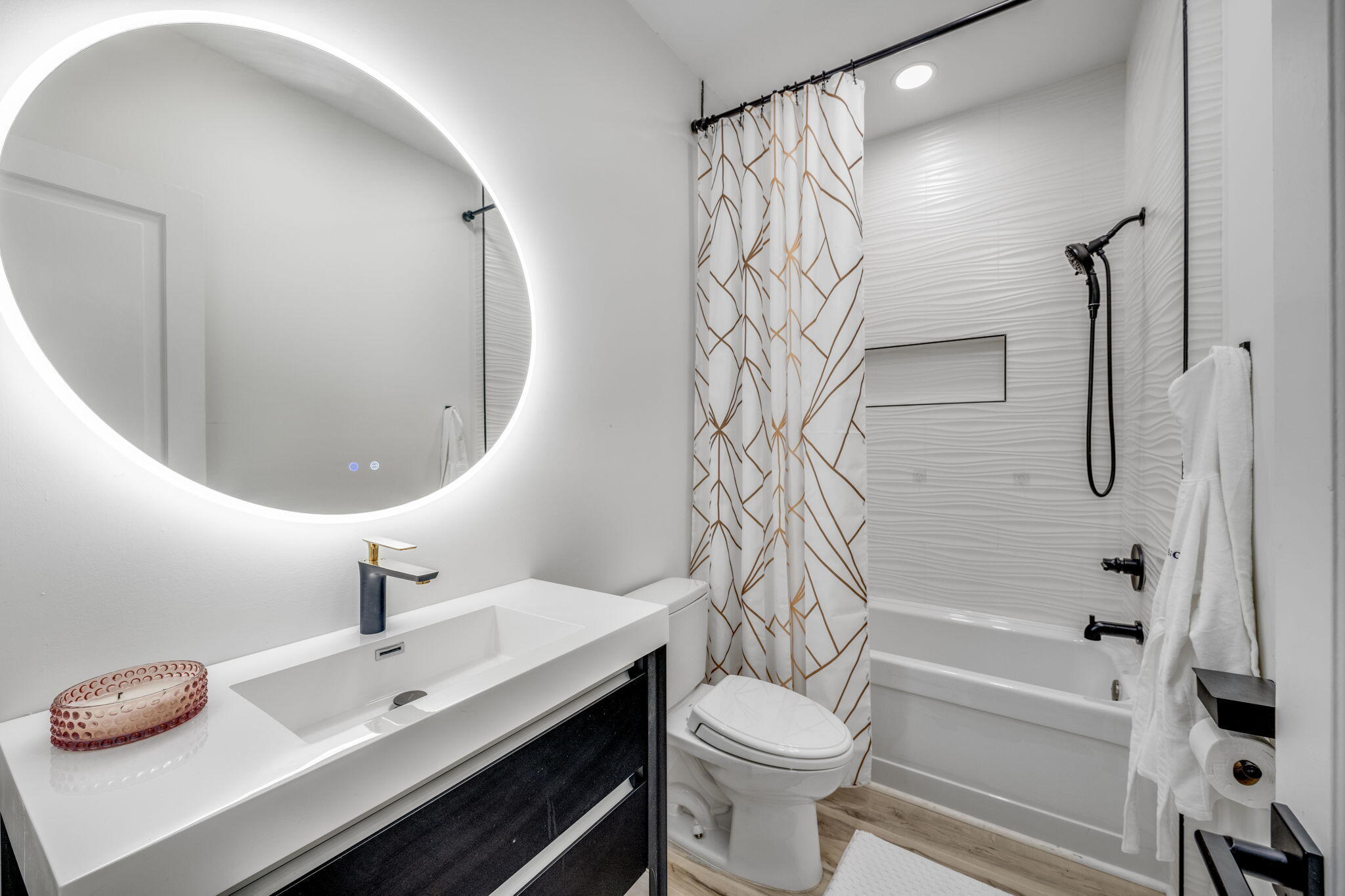 COVE TERRACE - Residential