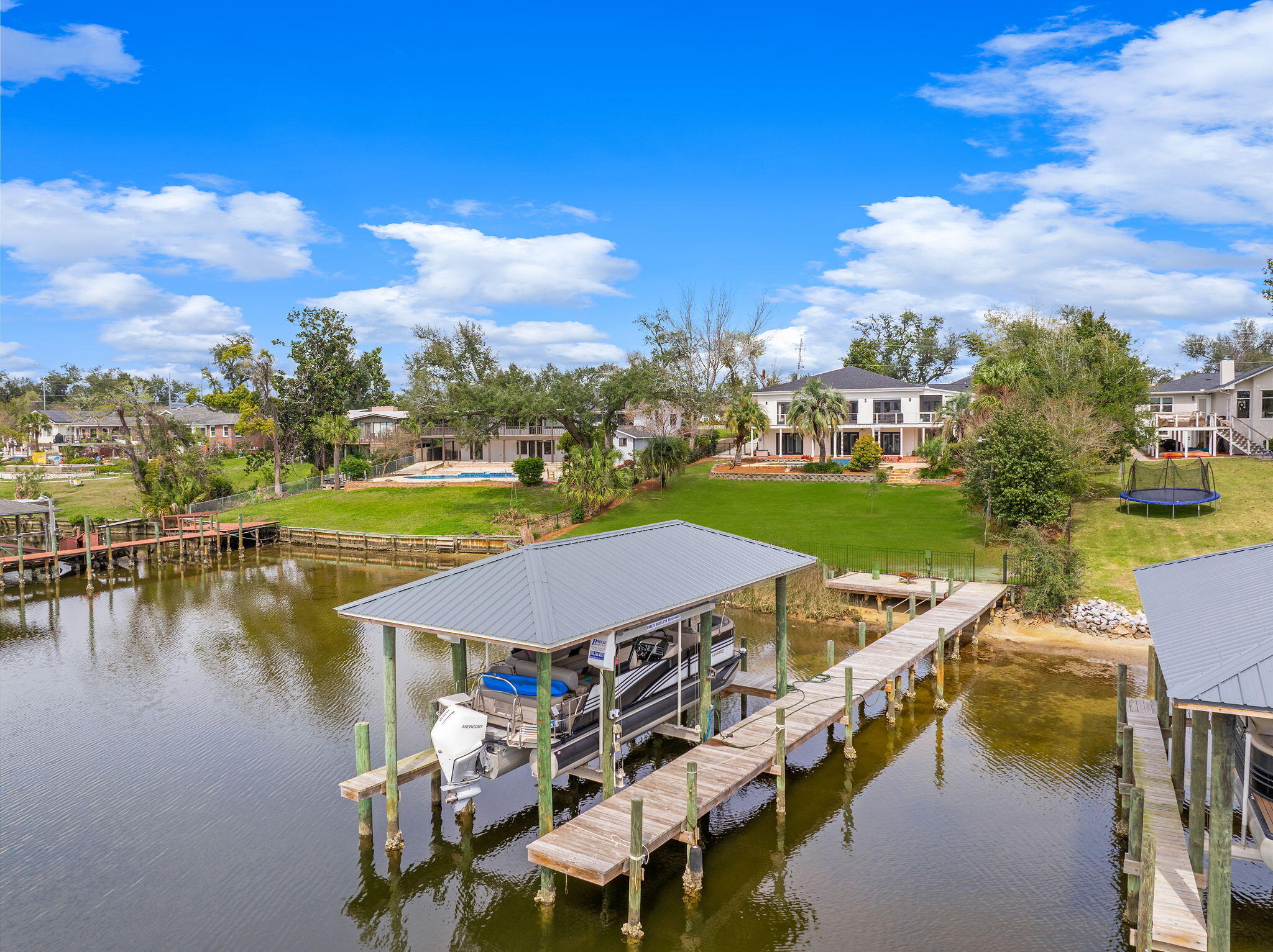 COVE TERRACE - Residential