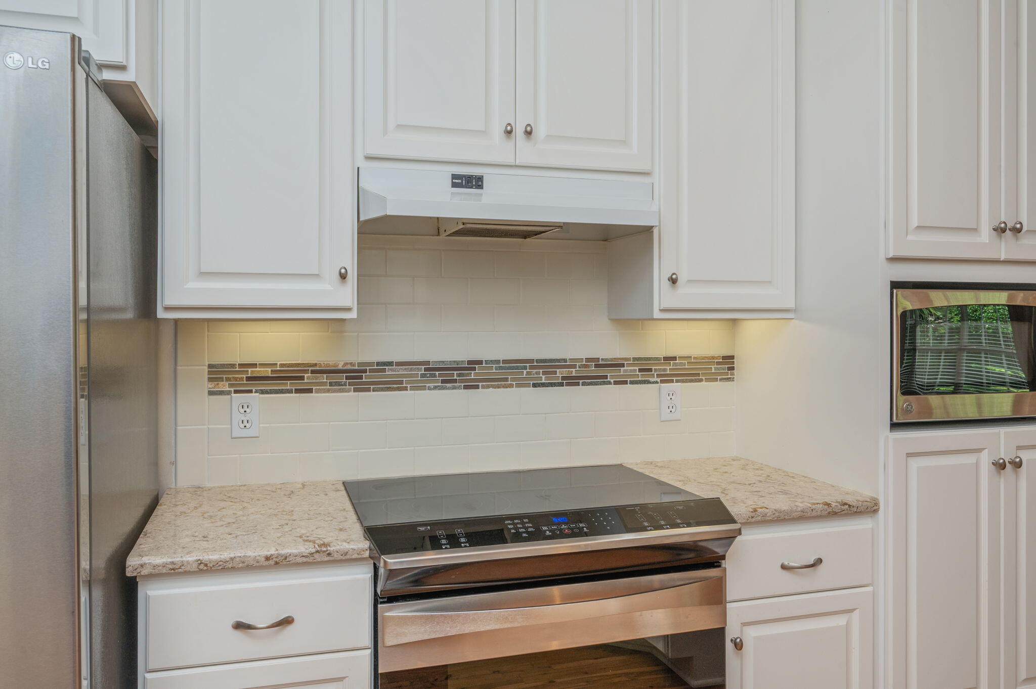 OAKMONT PLACE - Residential
