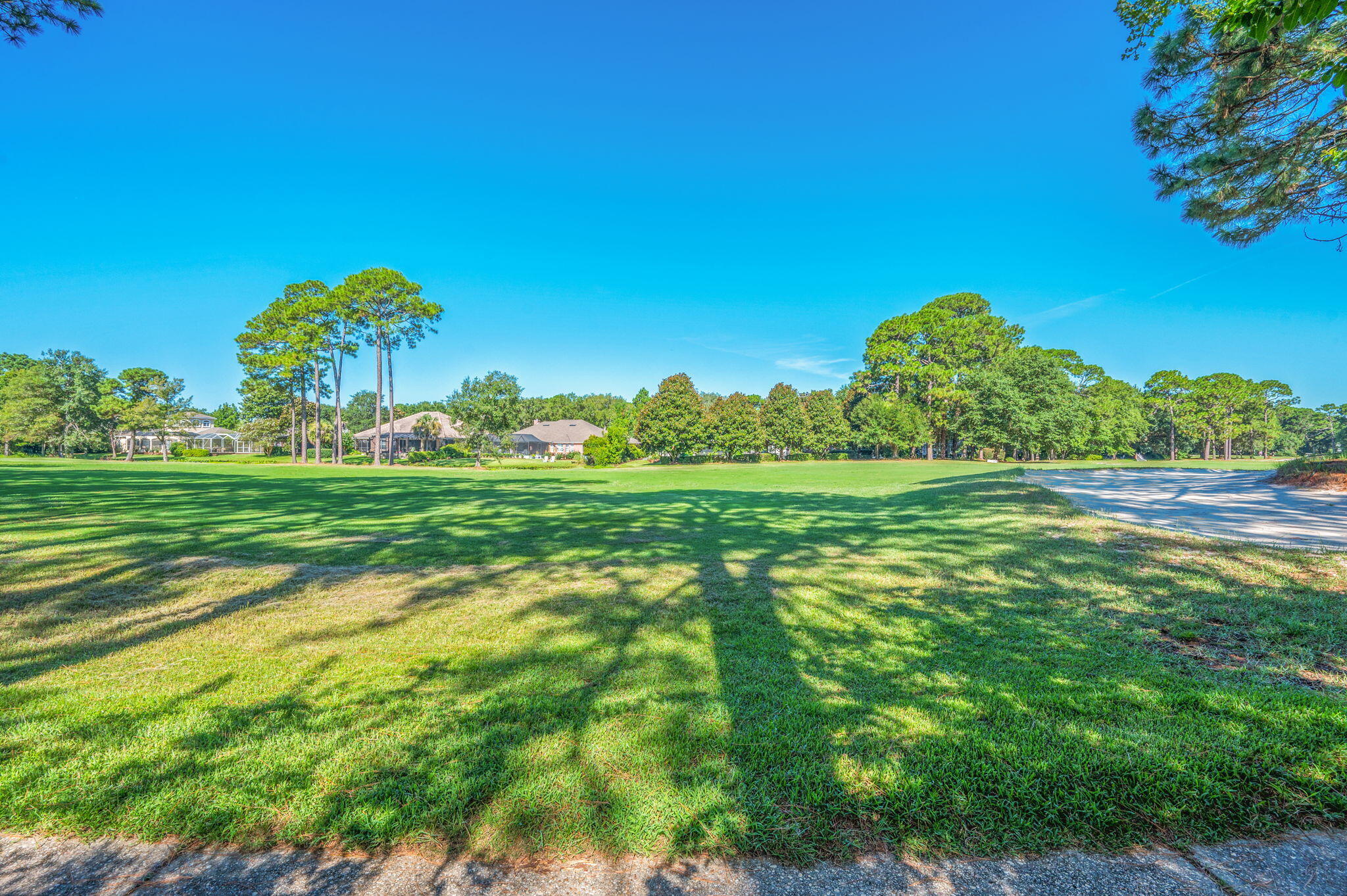 OAKMONT PLACE - Residential