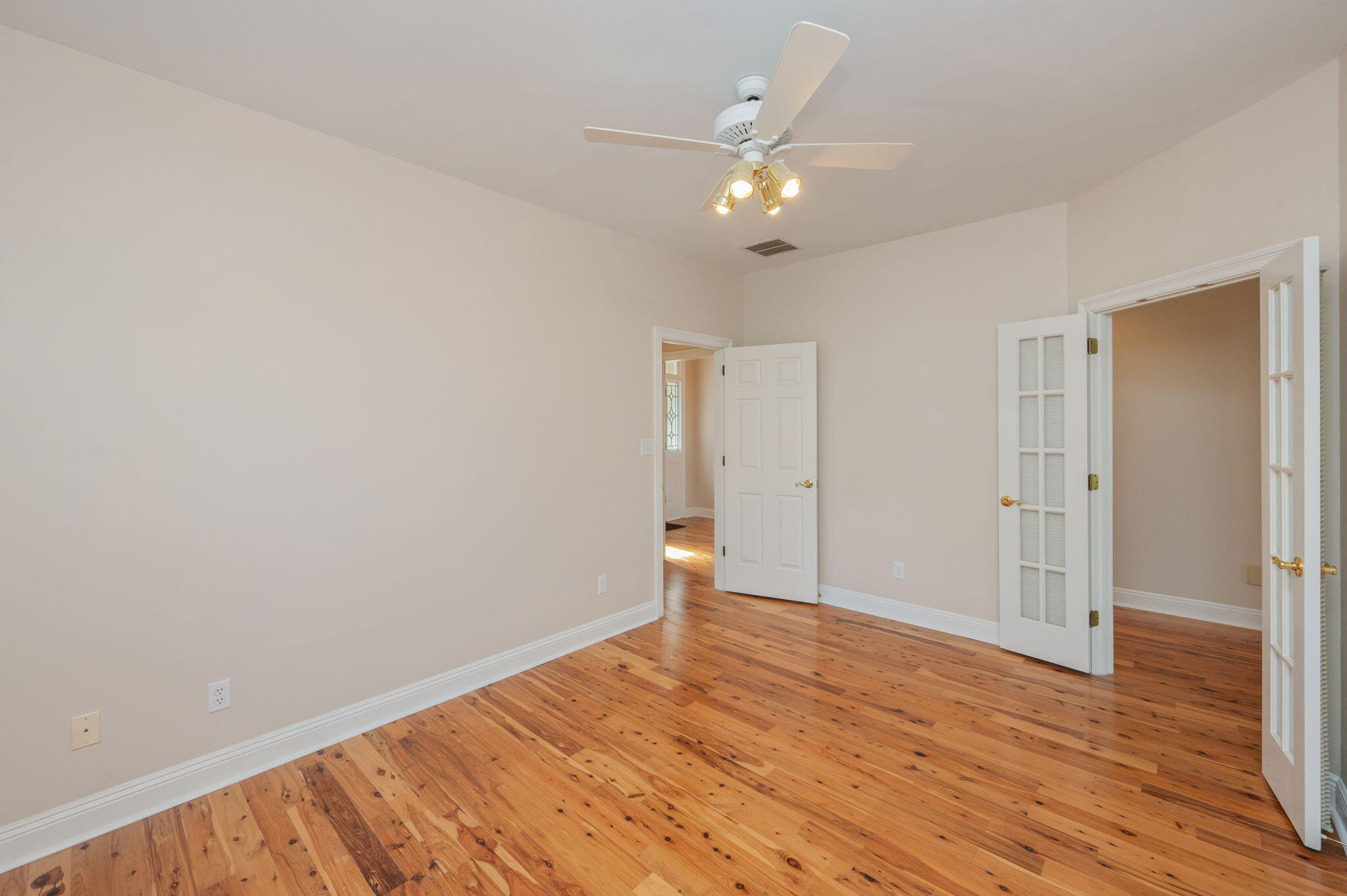 OAKMONT PLACE - Residential