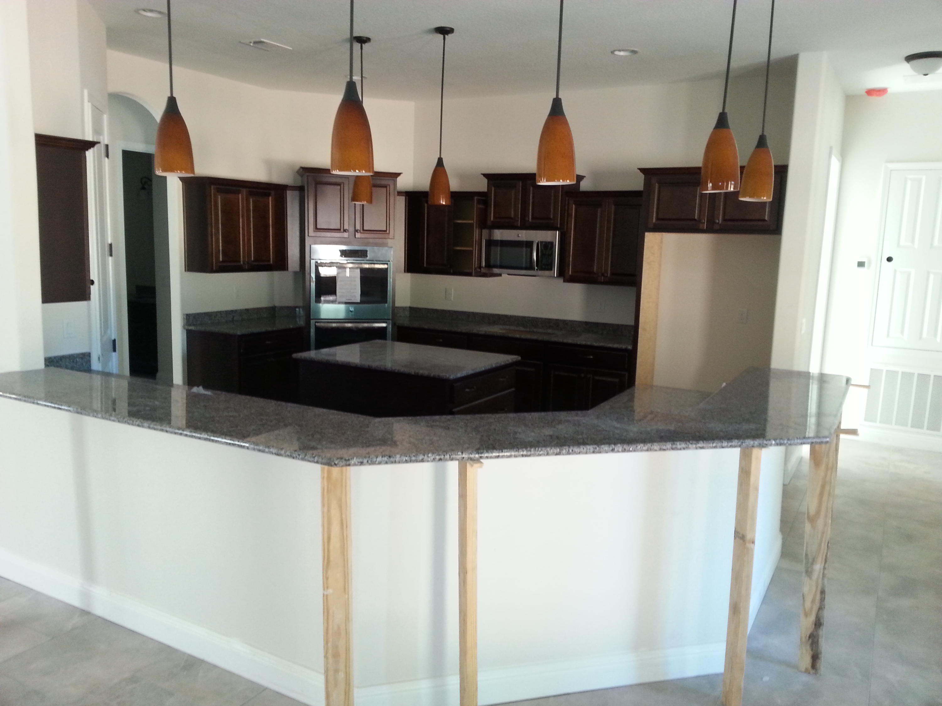 HOLLEY BY THE SEA - Residential