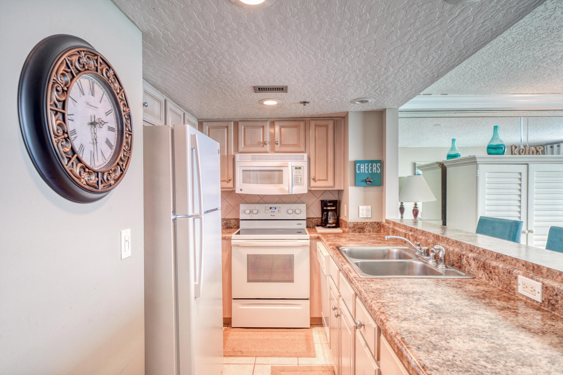 SUNDESTIN INTERNATIONAL CONDO - Residential