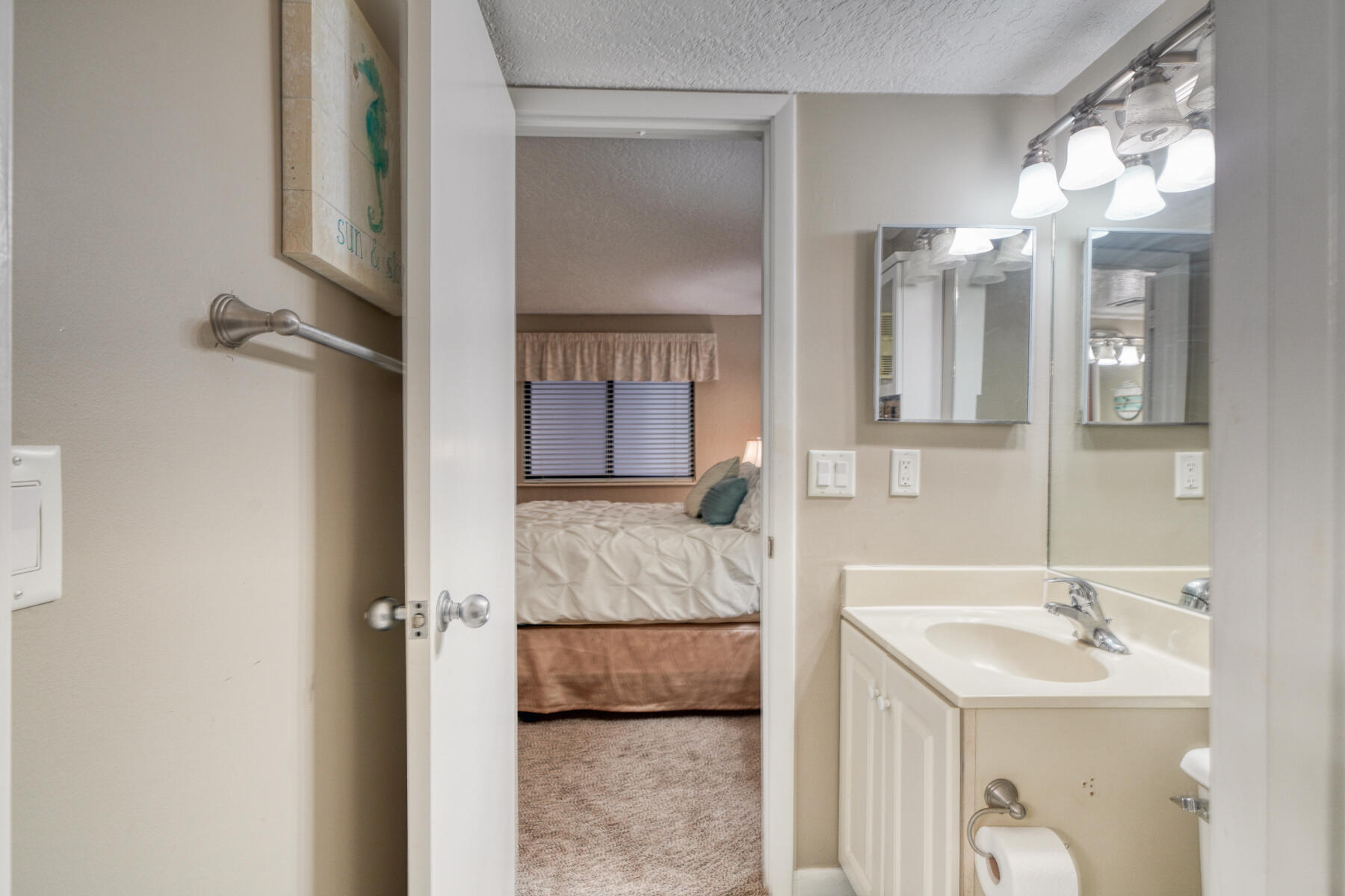 SUNDESTIN INTERNATIONAL CONDO - Residential