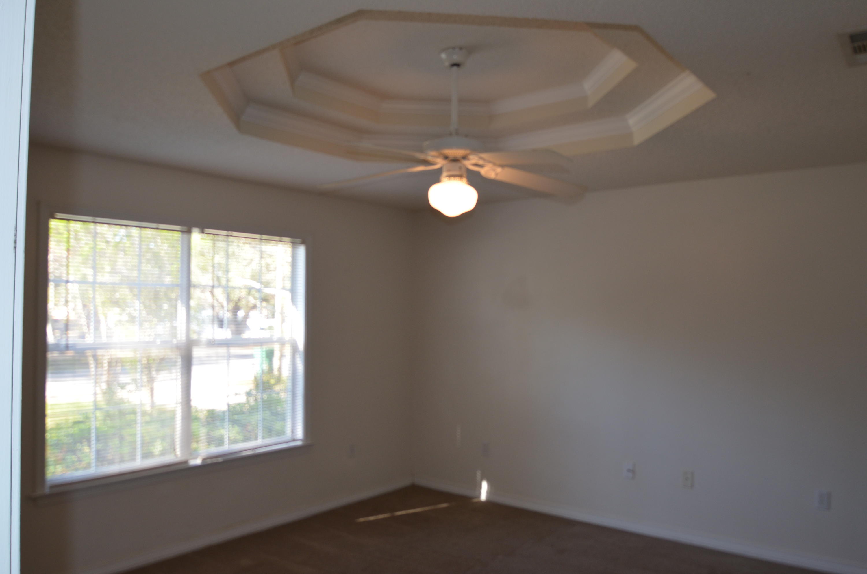 METES & BOUNDS - Residential Lease