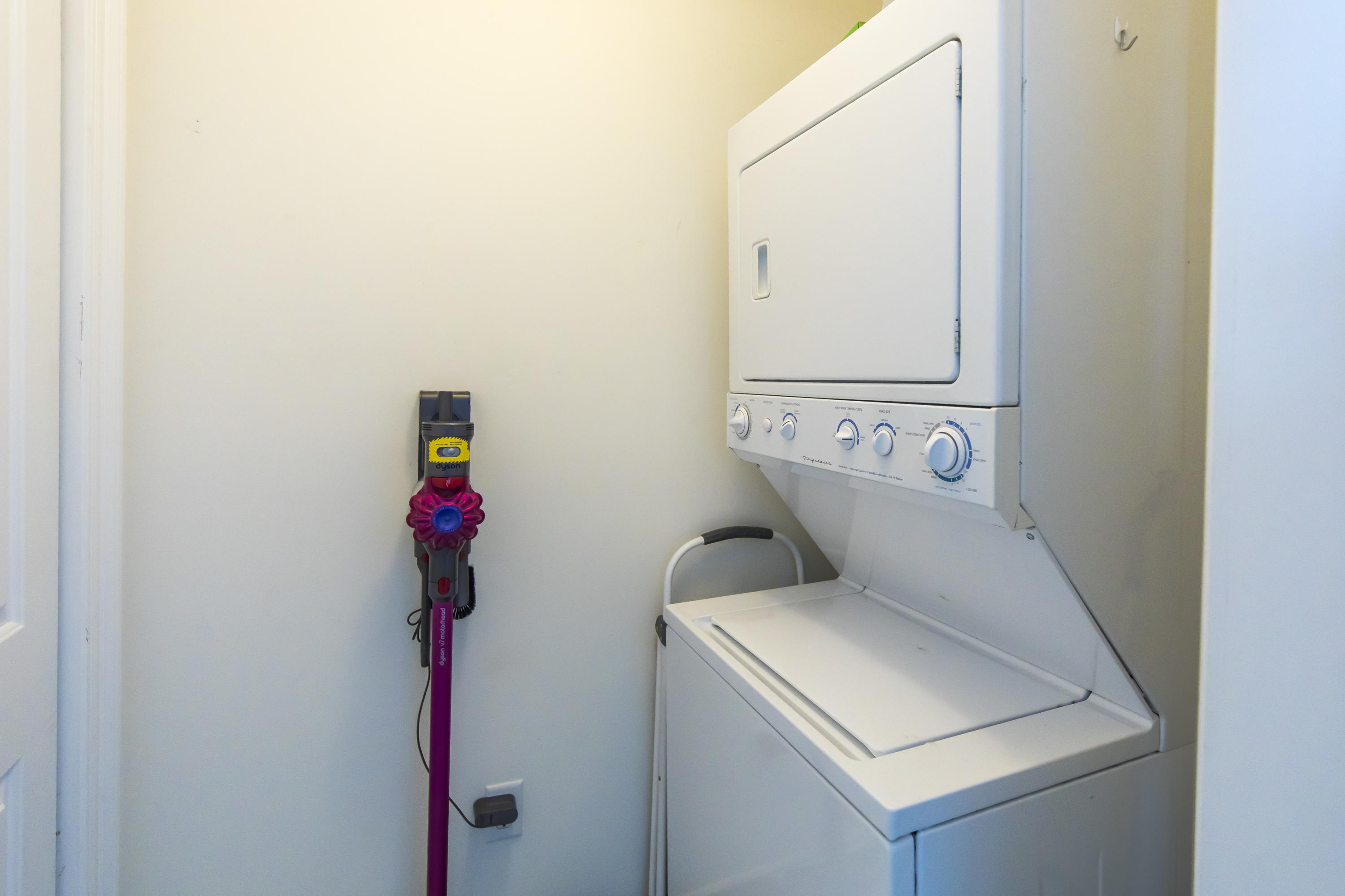 MARINA LANDING - Residential