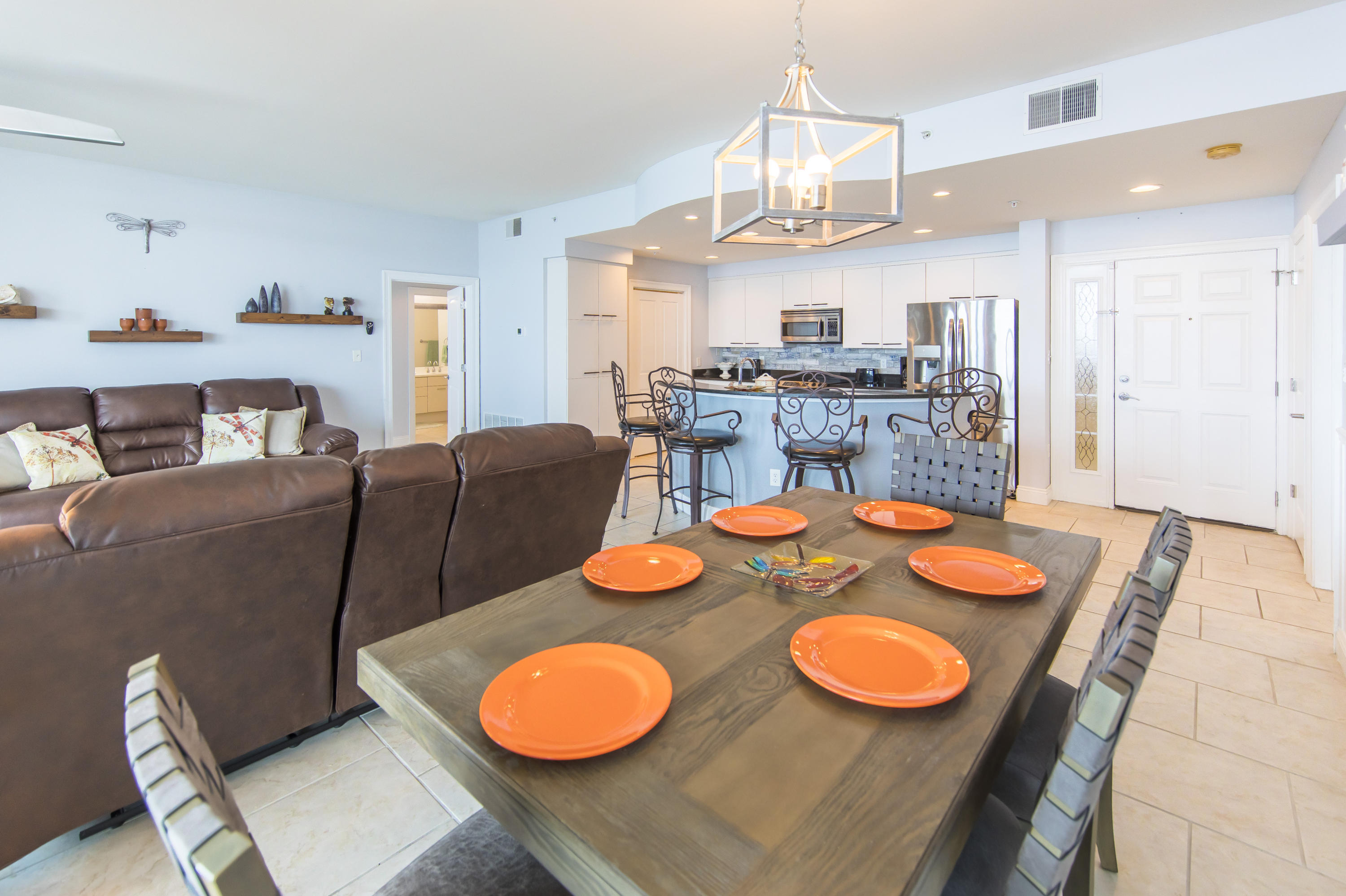 MARINA LANDING - Residential