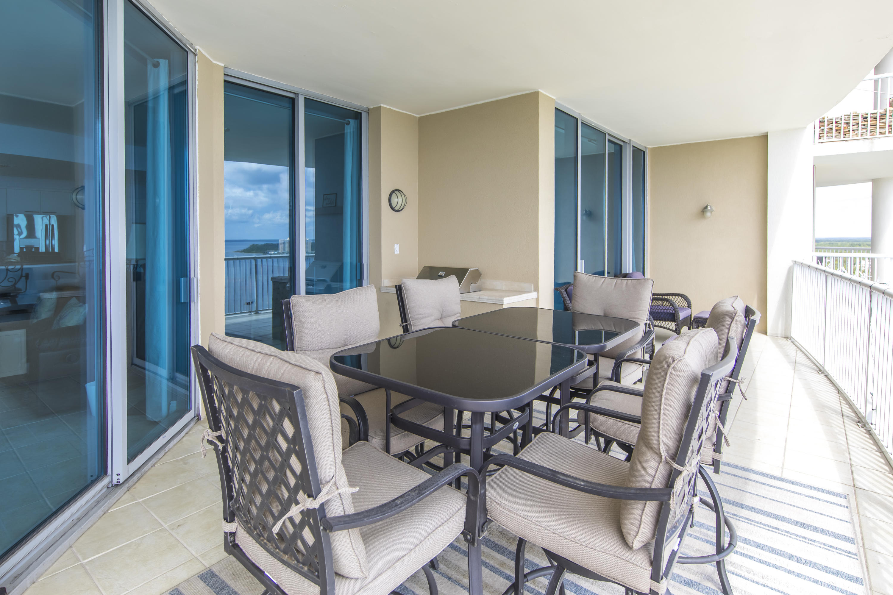 MARINA LANDING - Residential