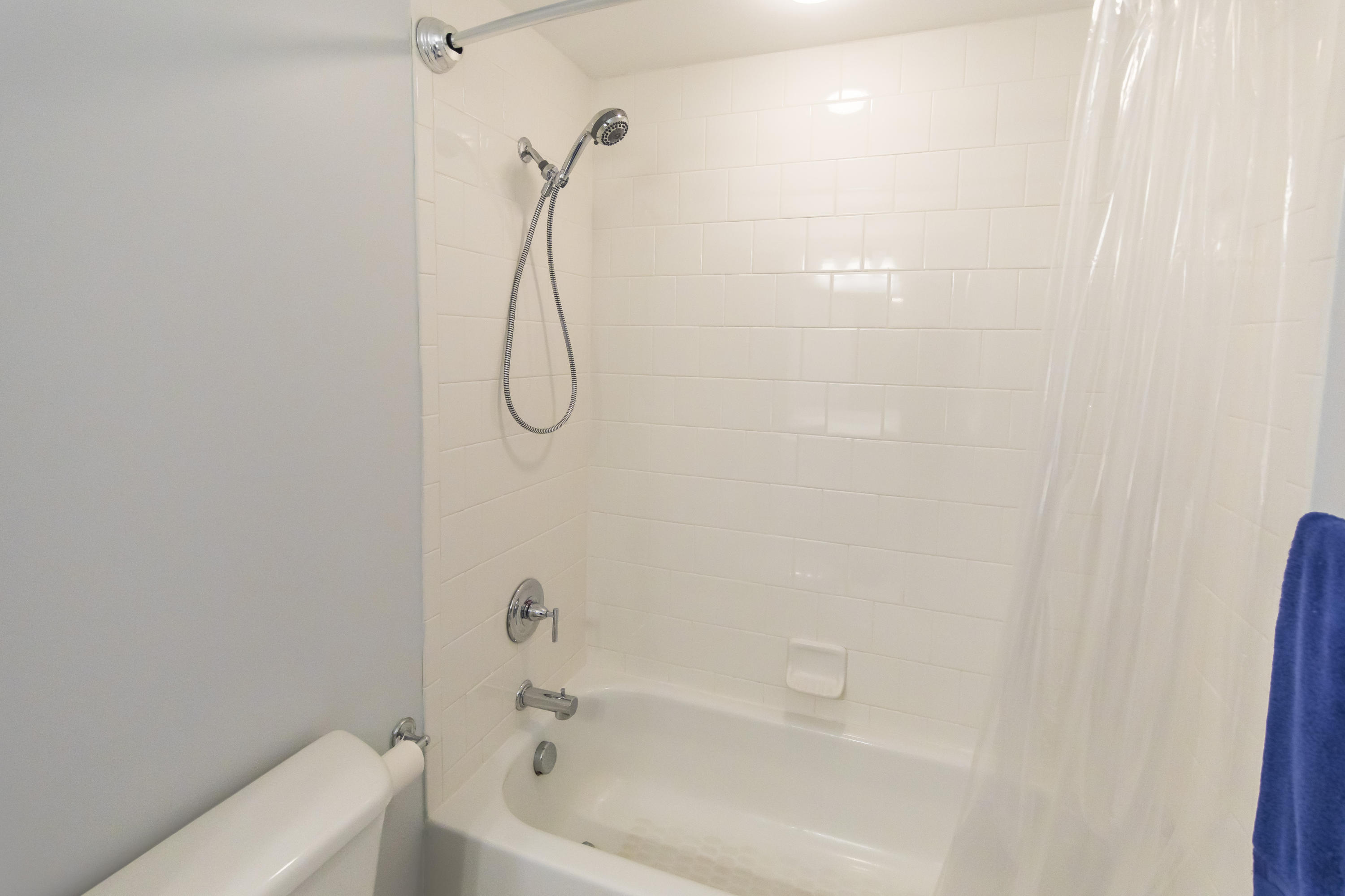 MARINA LANDING - Residential