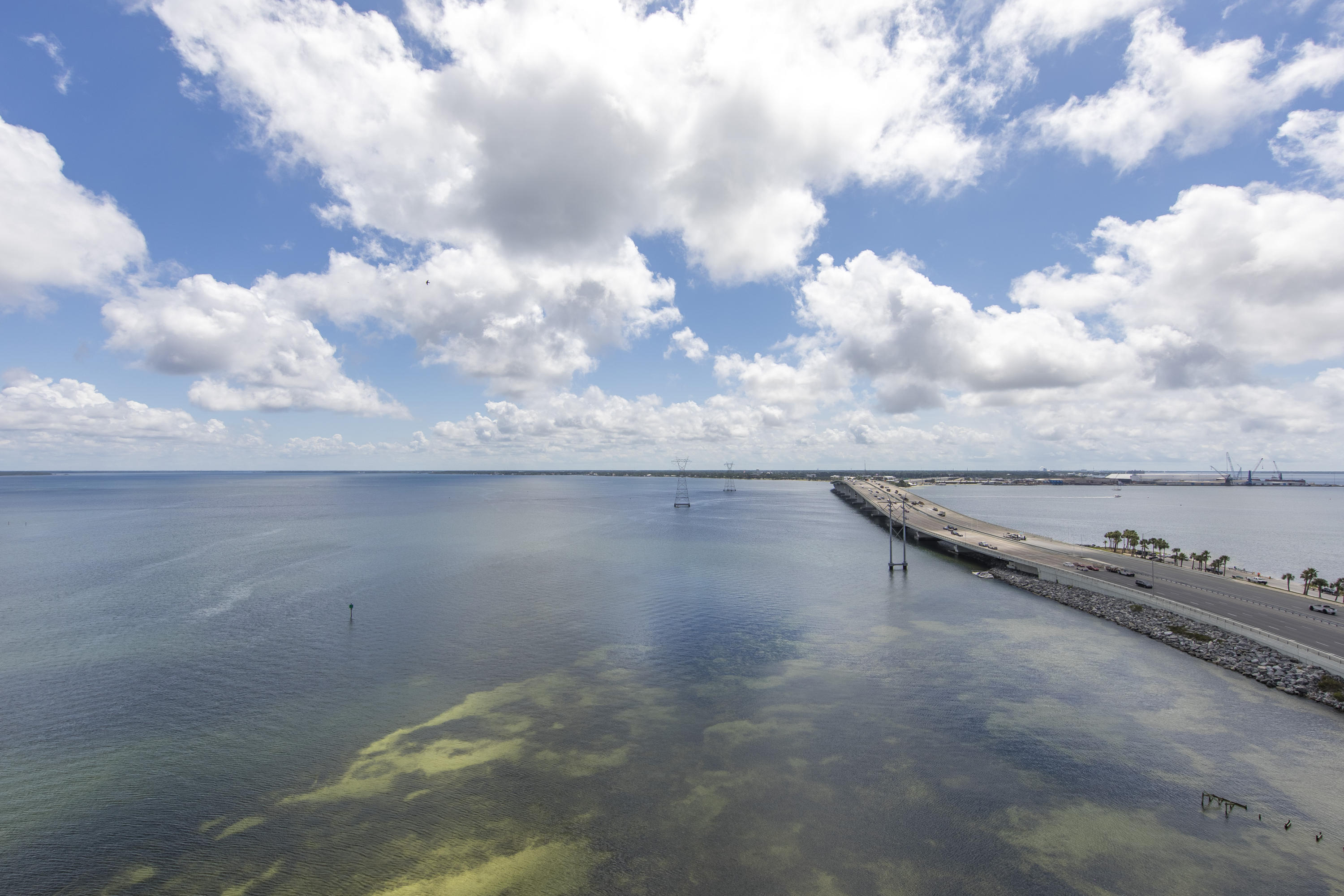 MARINA LANDING - Residential