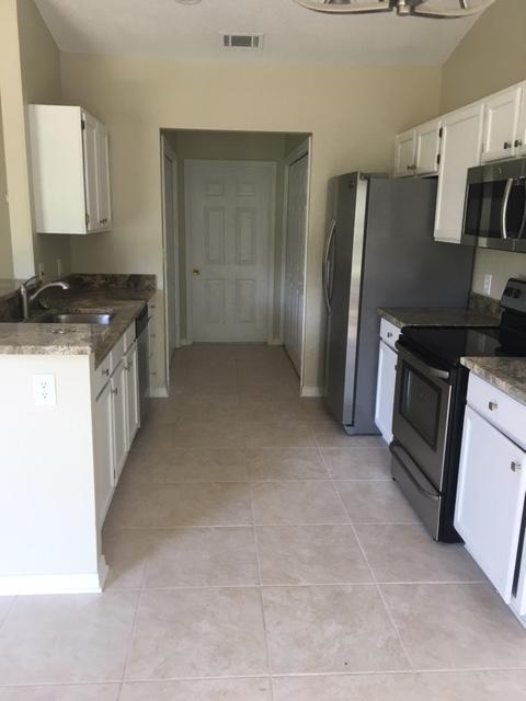 WYNNEHAVEN BEACH PATIO HOMES 2 - Residential