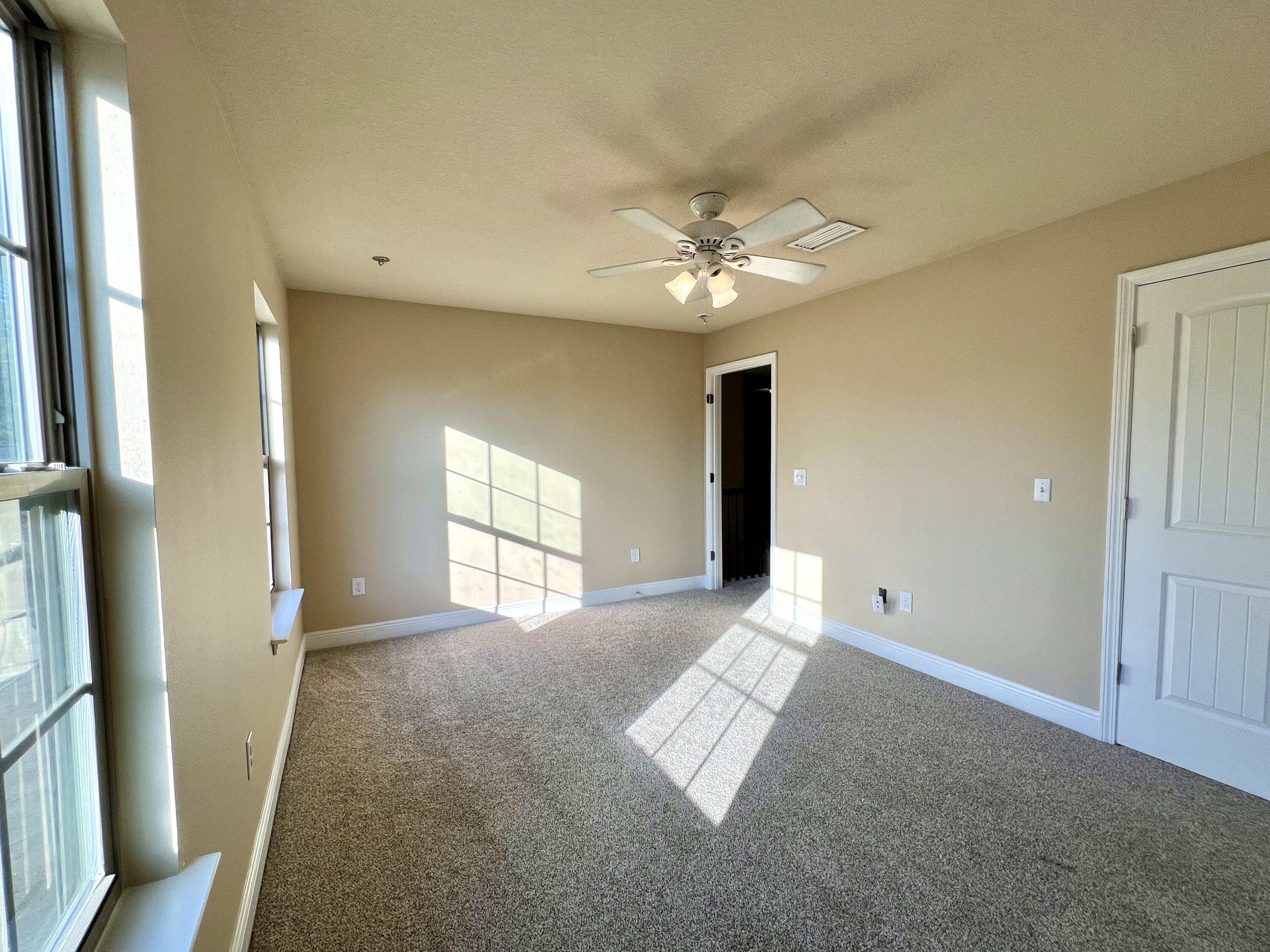 PASSAGES AT HAMMOCK BAY - Residential Lease