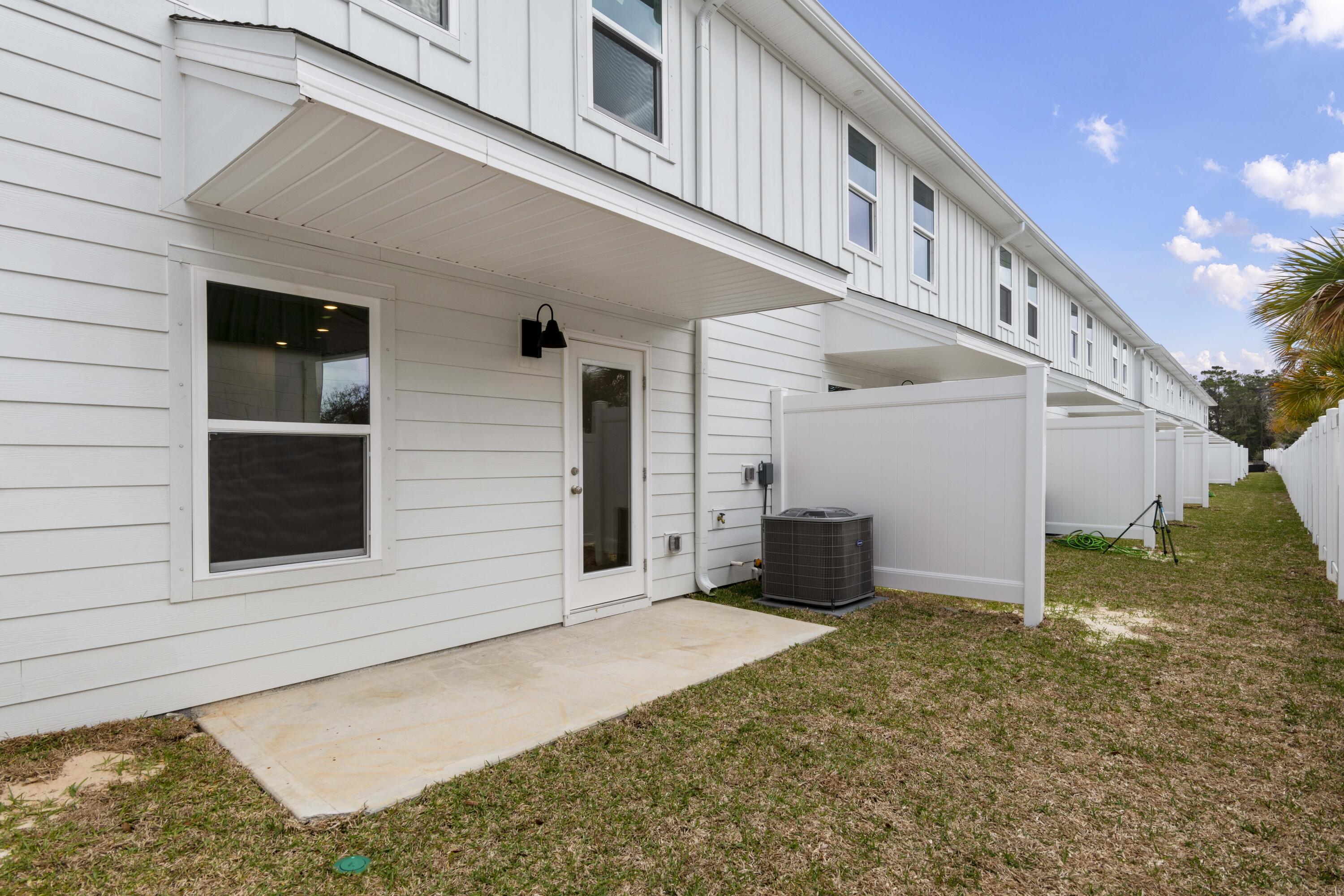 Harbor Place Townhomes - Residential