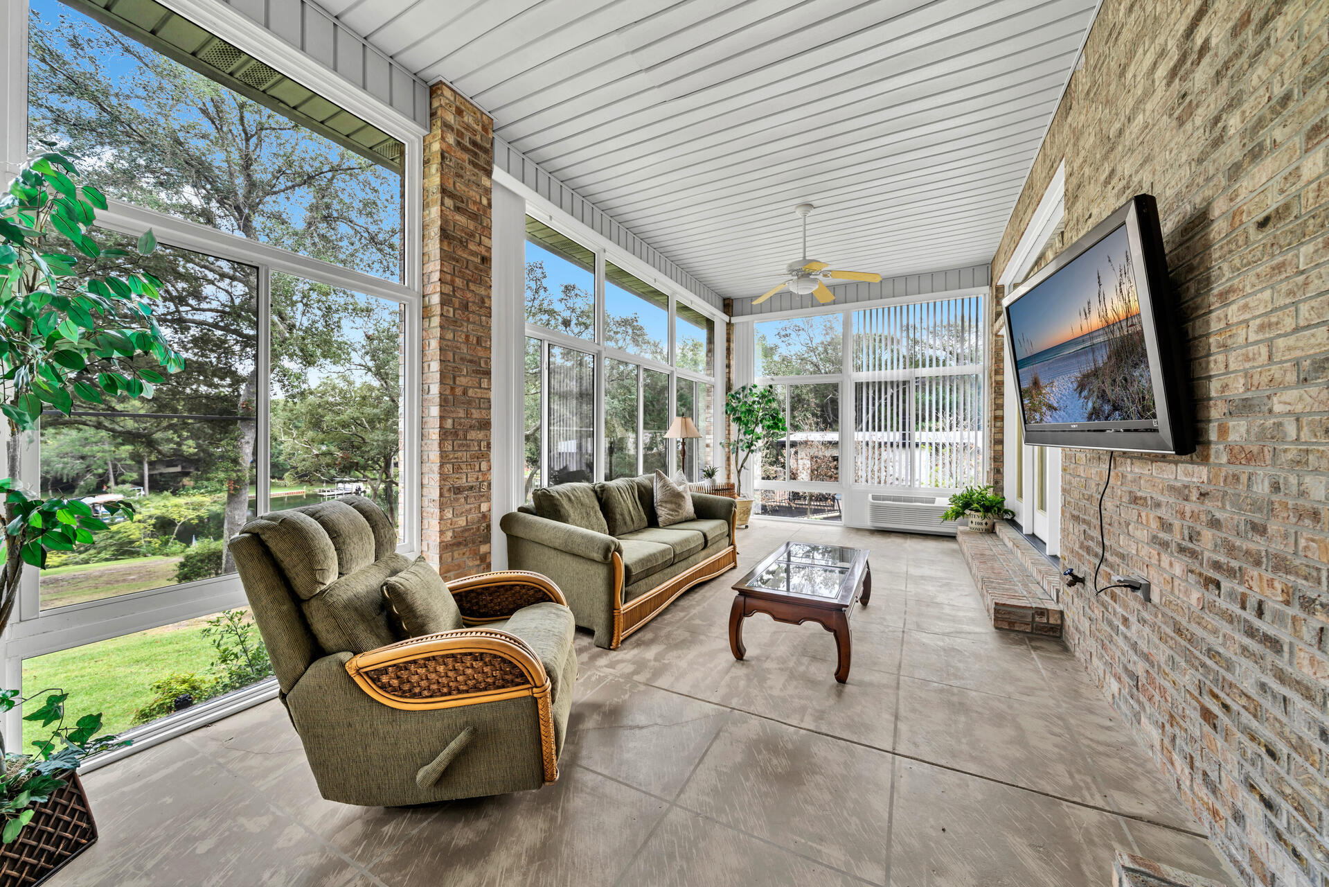 GARNIERS HEIGHTS - Residential