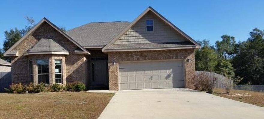 REO. This house is complete and ready for quick move in. The Bonaventure: Absolutely beautiful all brick, 3 bedroom home. This home is an open split floor plan / 9 foot ceilings throughout the home / has finished garage. Separate shower in master bath with shower door, recessed can lights in kitchen and a large cover porch. Large oak trees left throughout the community to keep the natural beauty of the land.