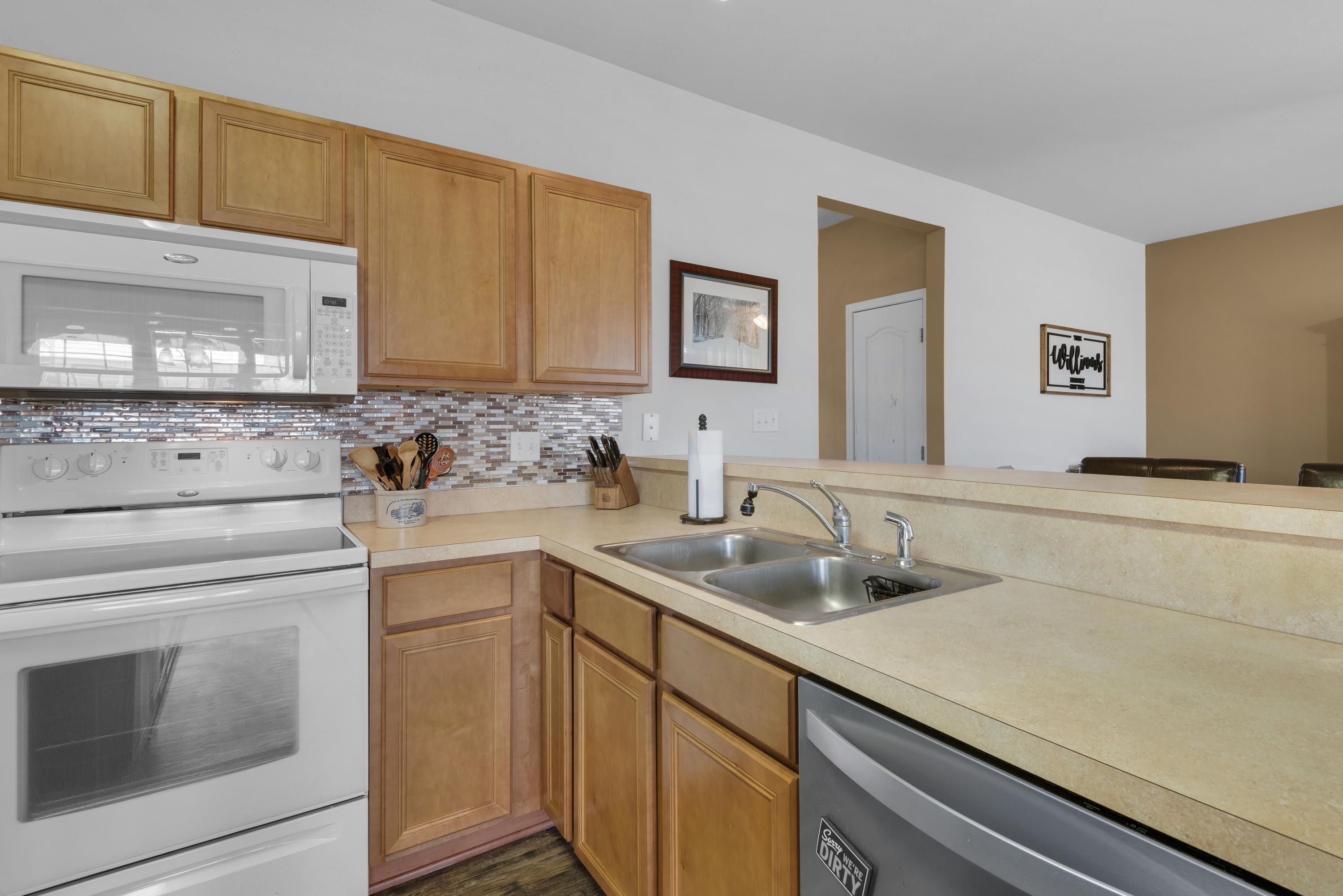 SANDY RIDGE ESTATES - Residential