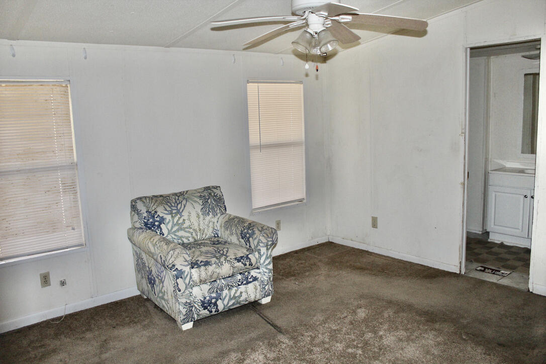 17 AC CJ Laird Rd - Residential