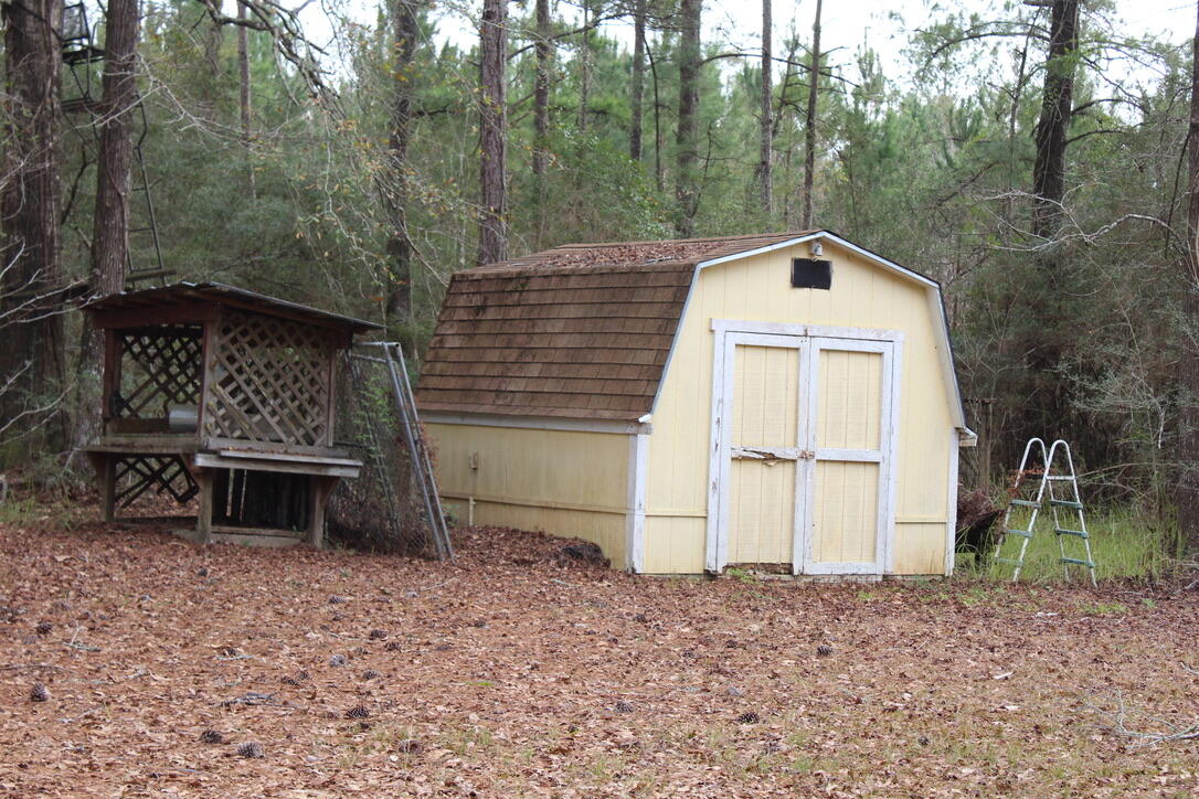 17 AC CJ Laird Rd - Residential