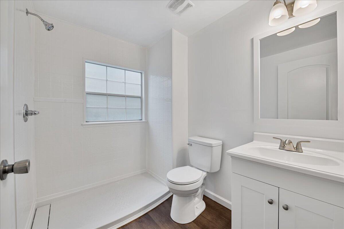 OAKWOOD HILLS UNIT I - Residential