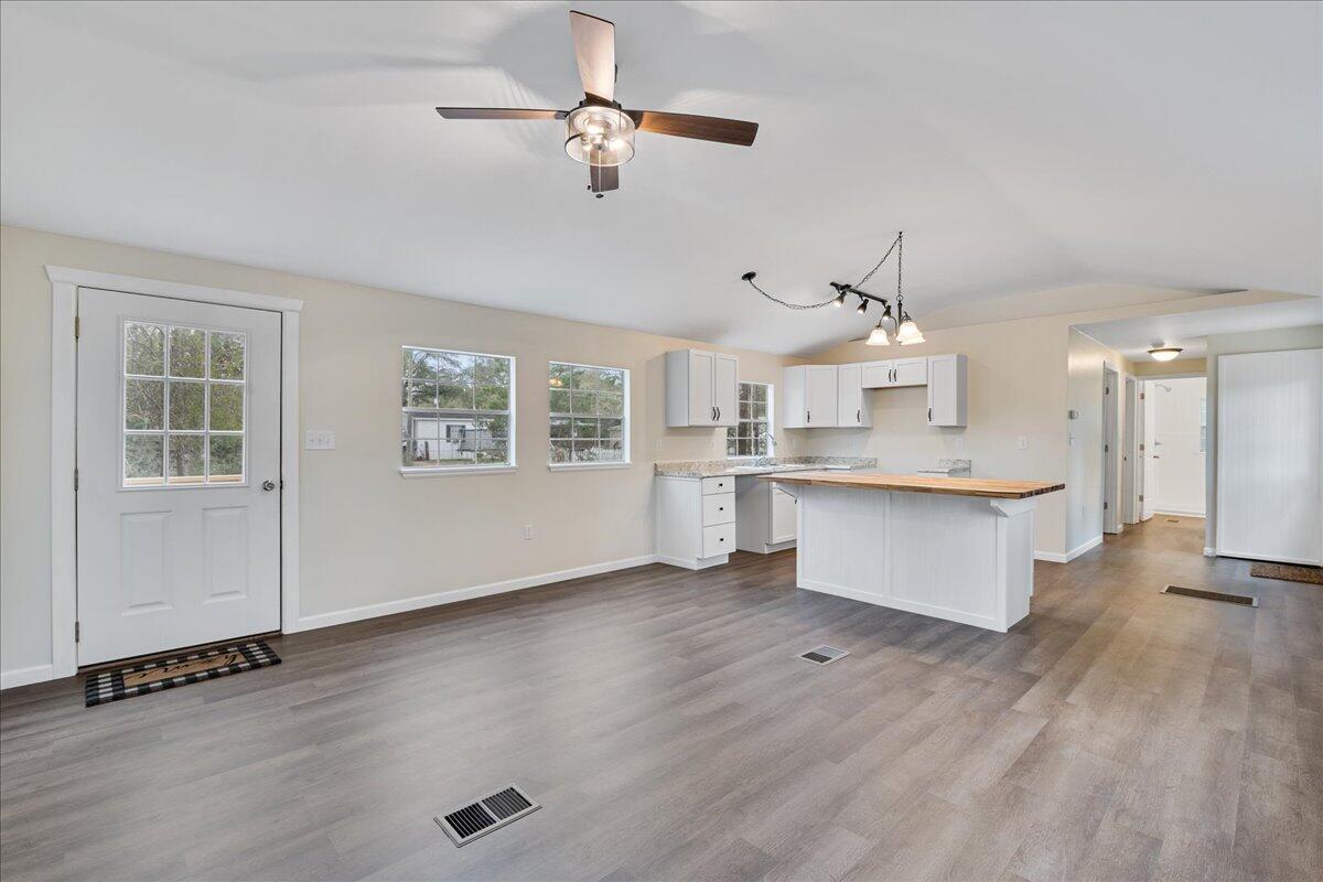 OAKWOOD HILLS UNIT I - Residential