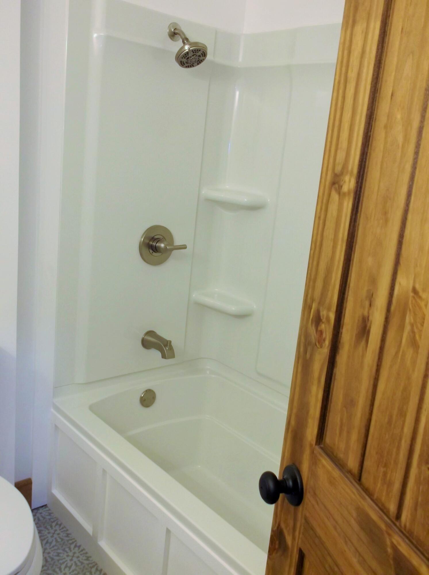 BAYOU POQUITO - Residential