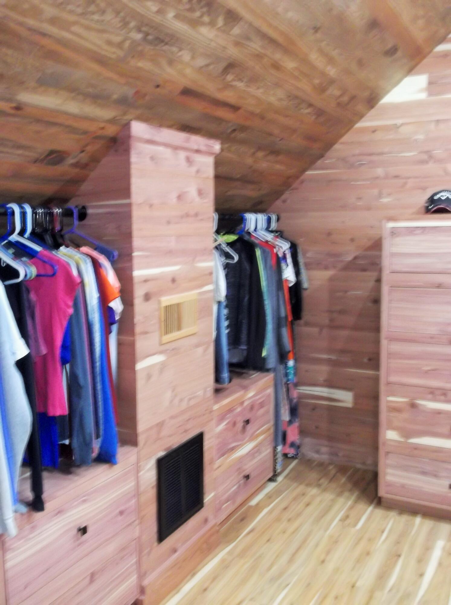 BAYOU POQUITO - Residential