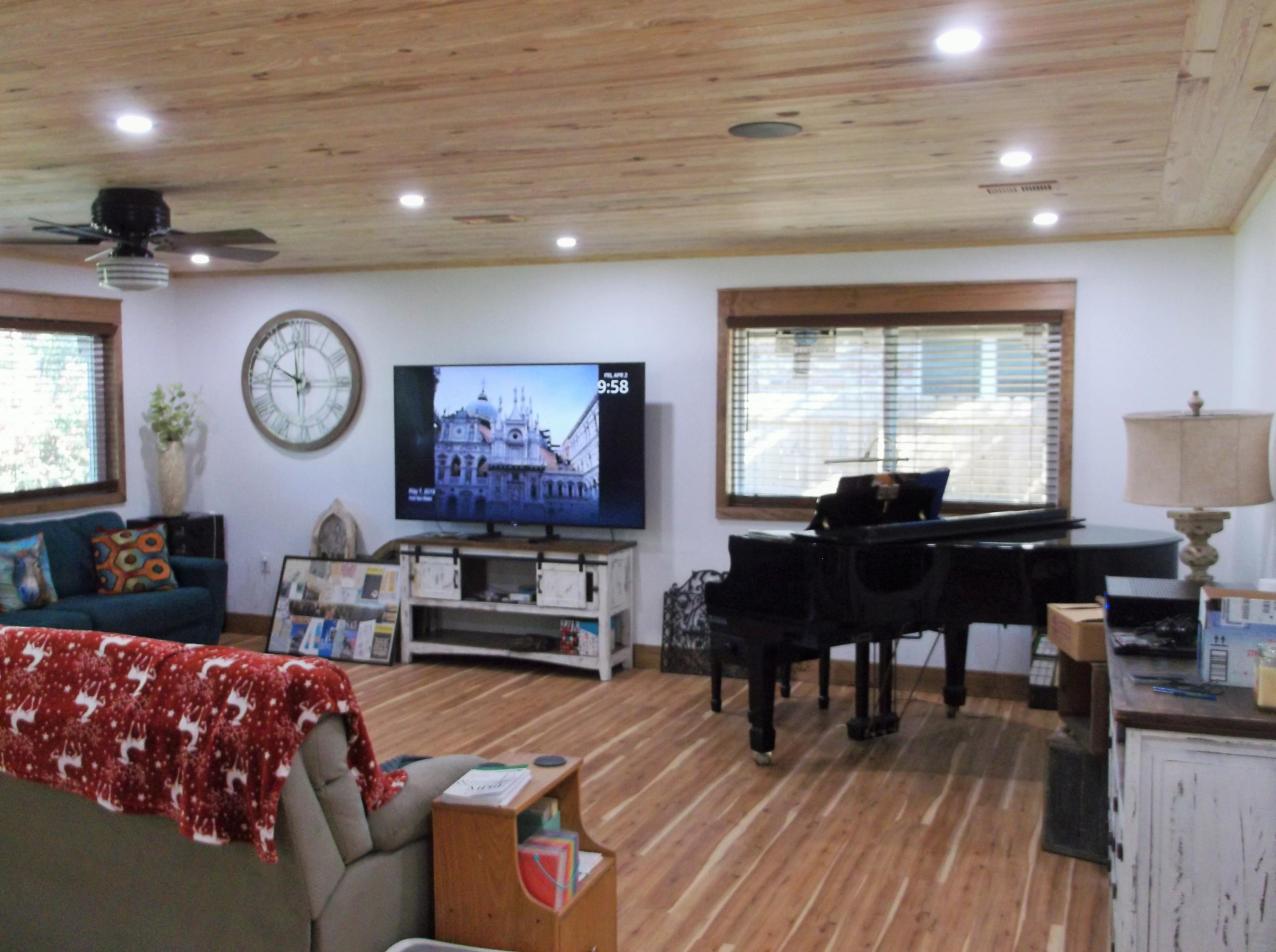 BAYOU POQUITO - Residential