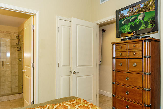 Sterling Breeze - Residential