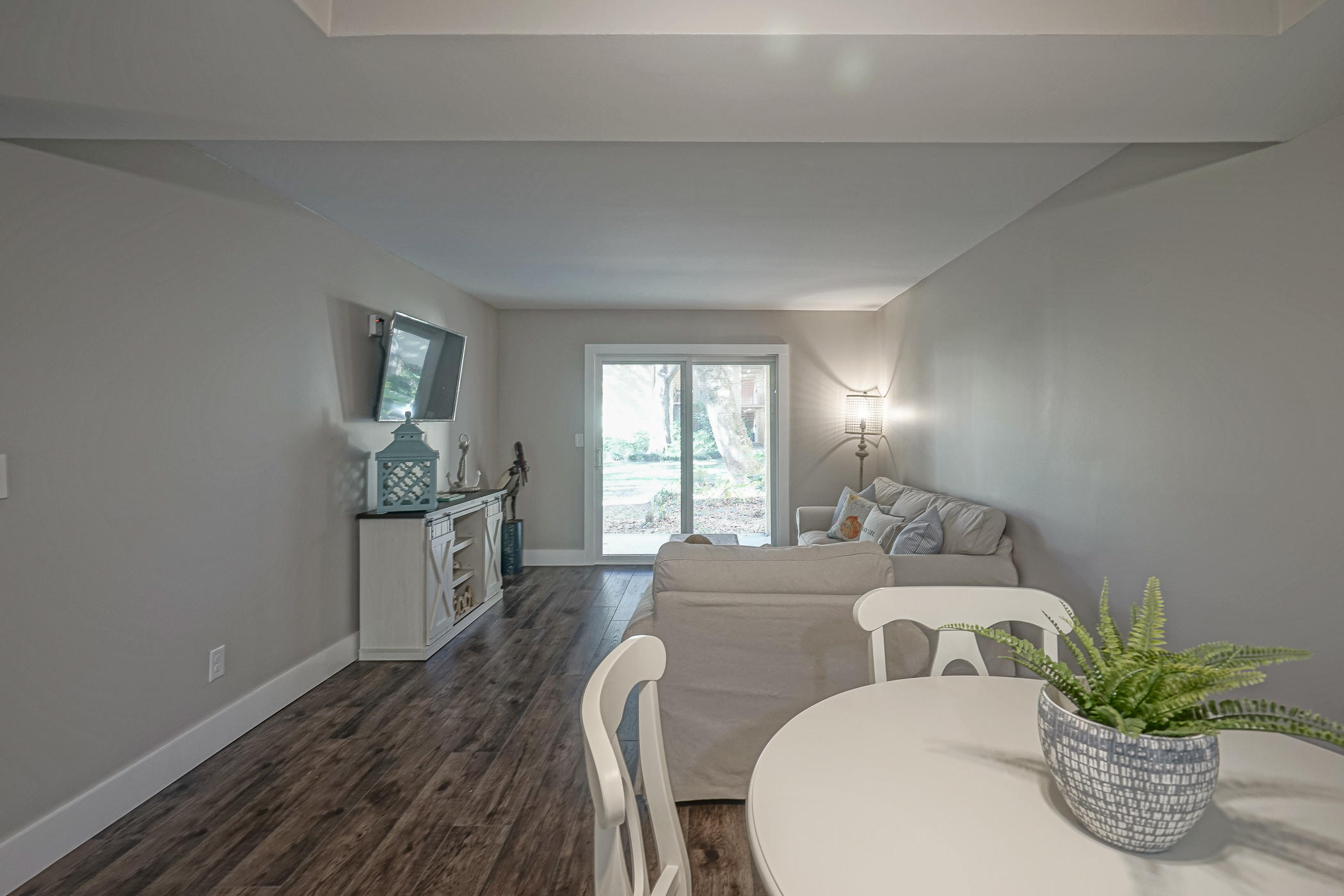 CEDARS CONDO - Residential