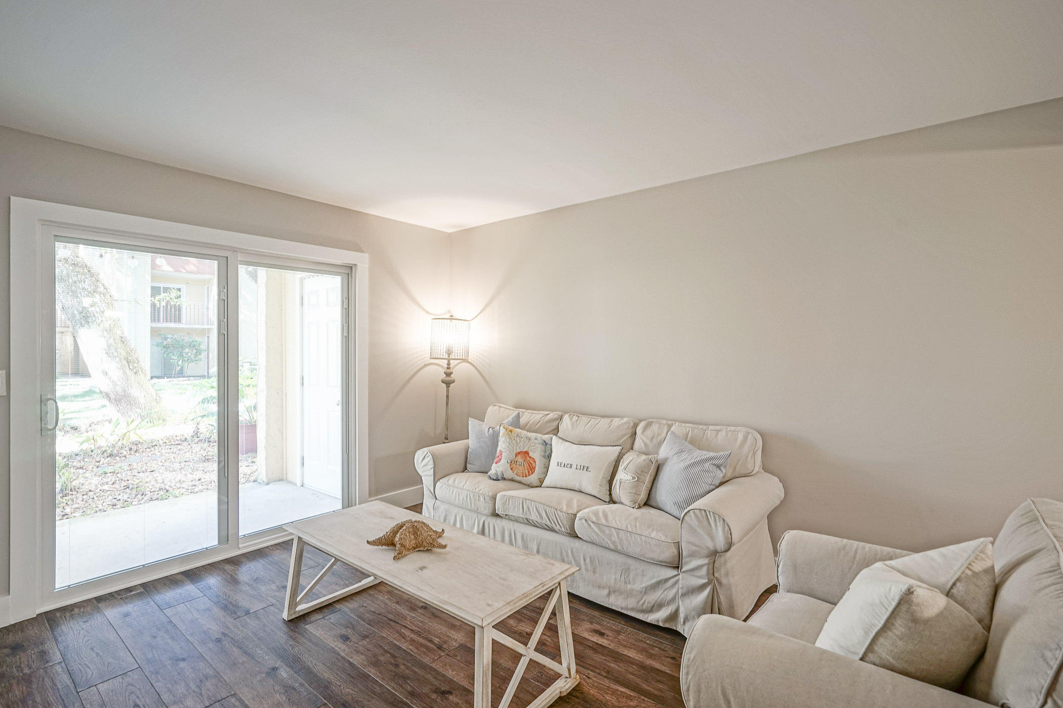 CEDARS CONDO - Residential