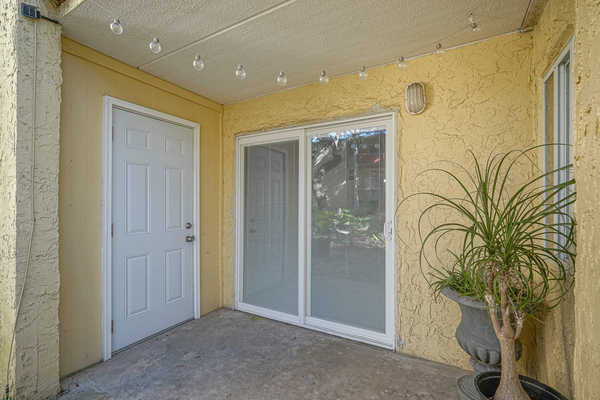 CEDARS CONDO - Residential