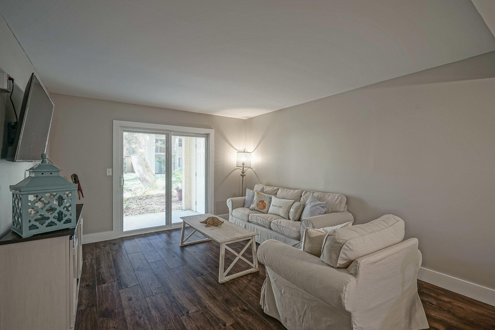 CEDARS CONDO - Residential