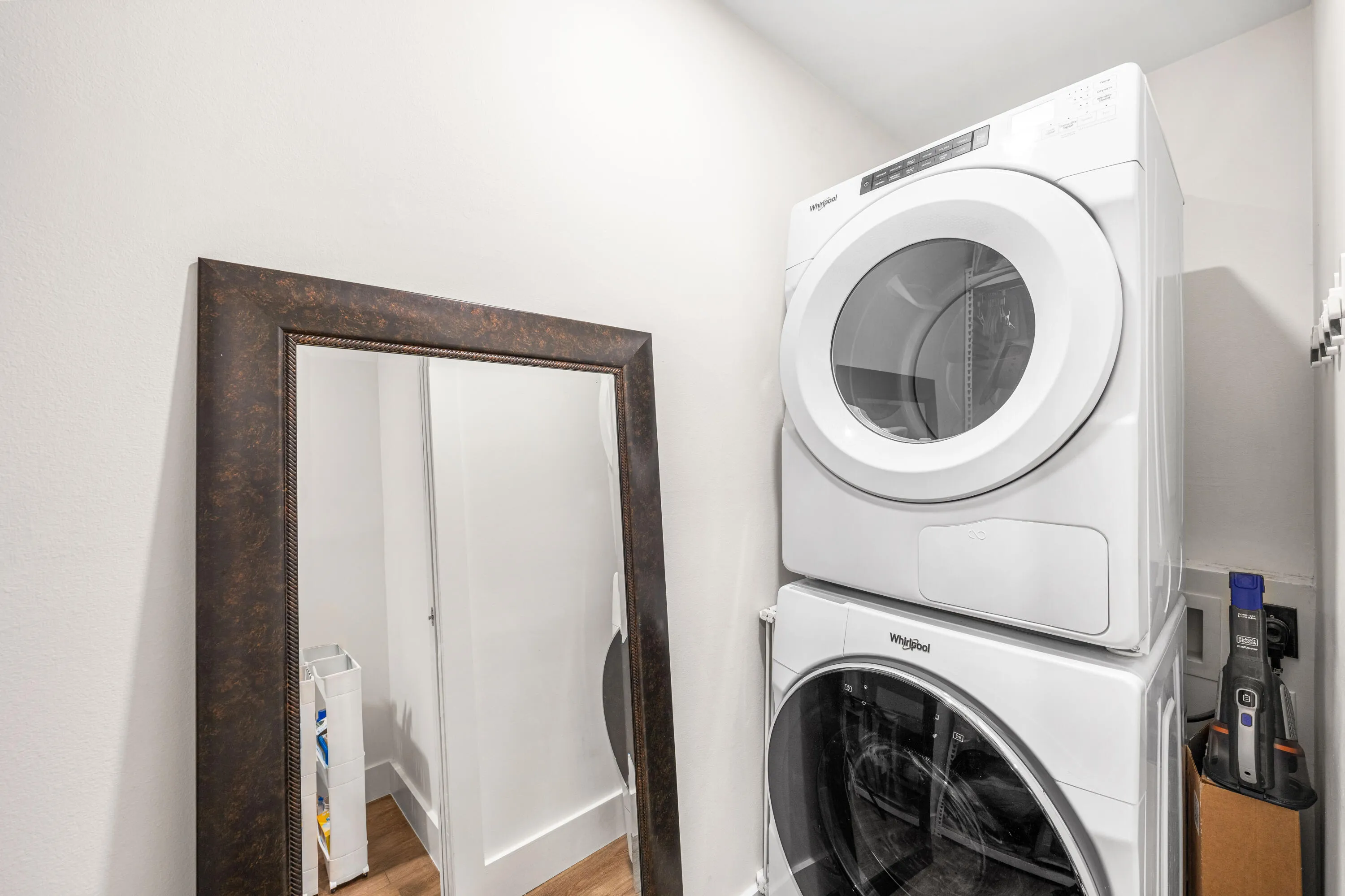 Santa Rosa Beach, Florida 32459, United States, 2 Bedrooms Bedrooms, ,3 BathroomsBathrooms,Residential,Pending,116369