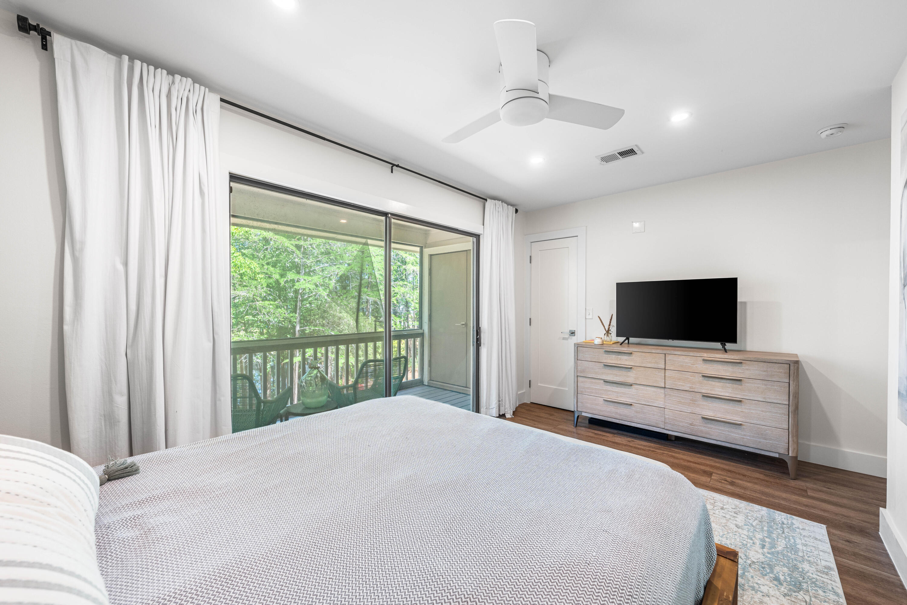 CASSINE GARDENS T/H PH 4 - Residential