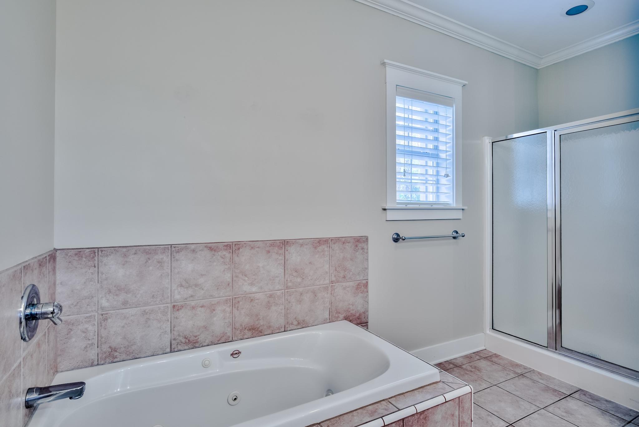 SHALLOWS S/D THE - Residential