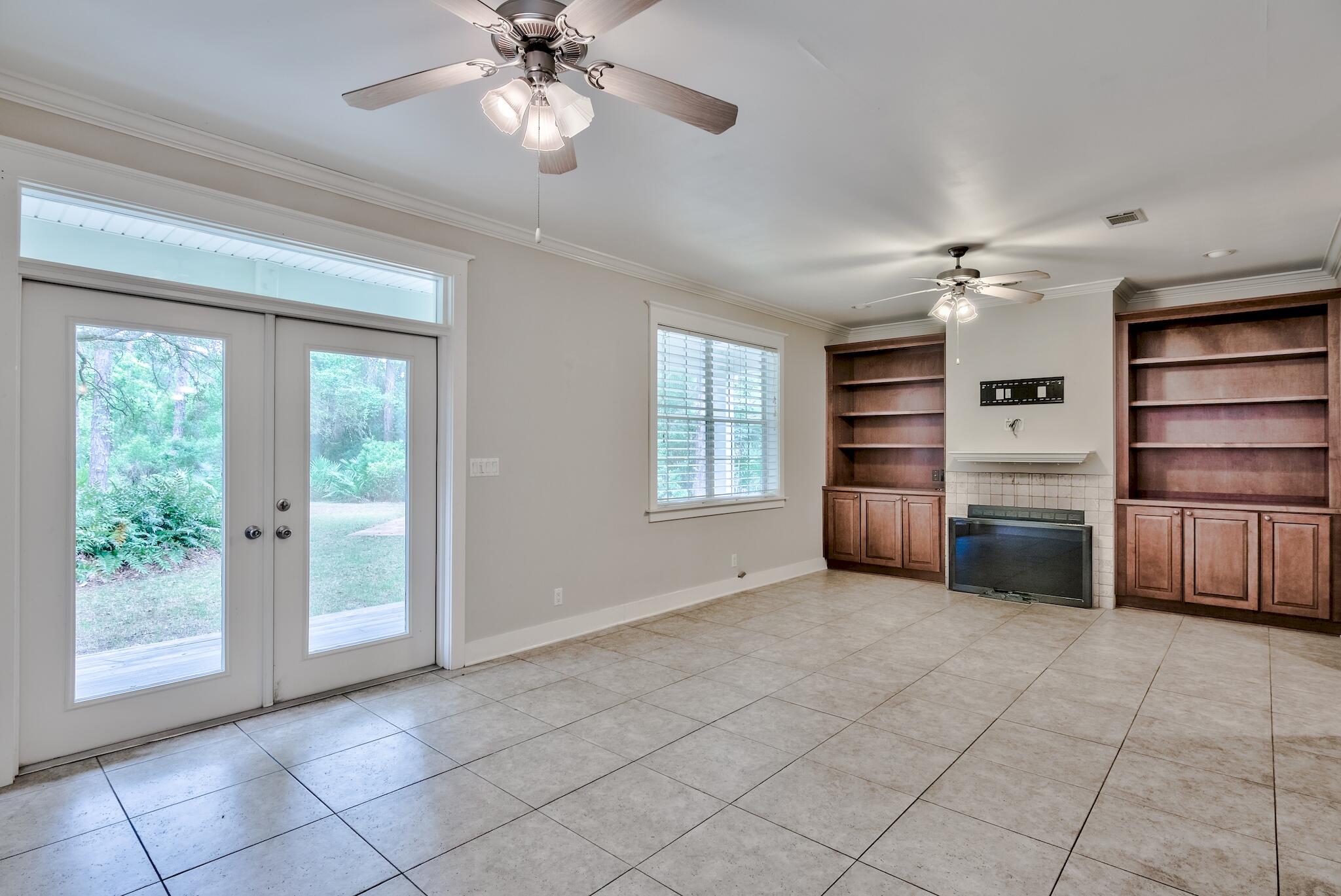 SHALLOWS S/D THE - Residential