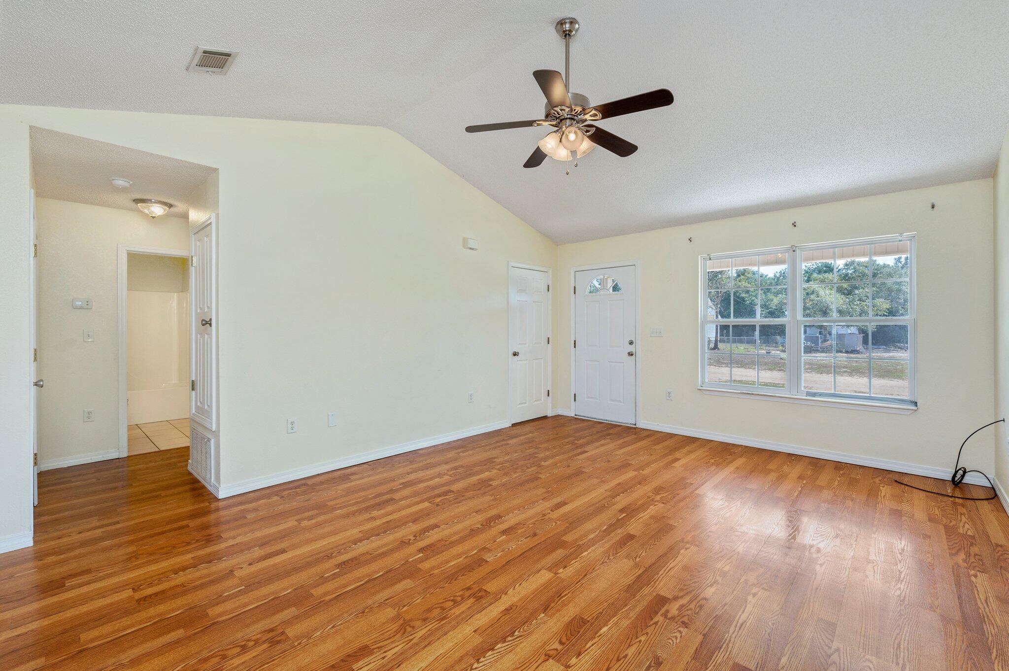 THE PINES - Residential