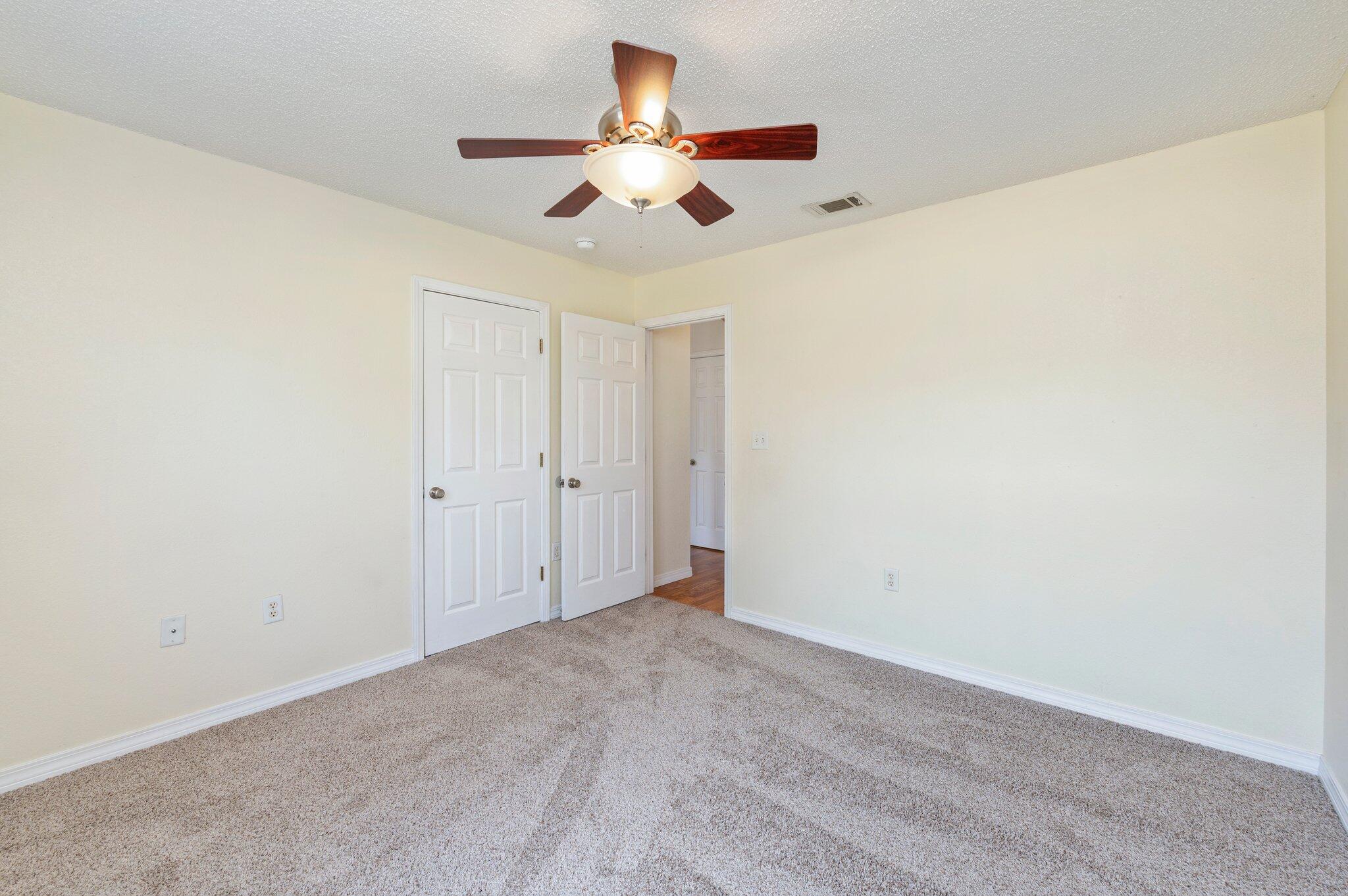 THE PINES - Residential