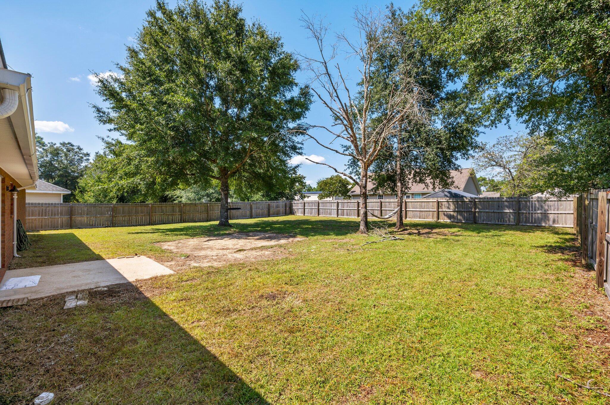 THE PINES - Residential