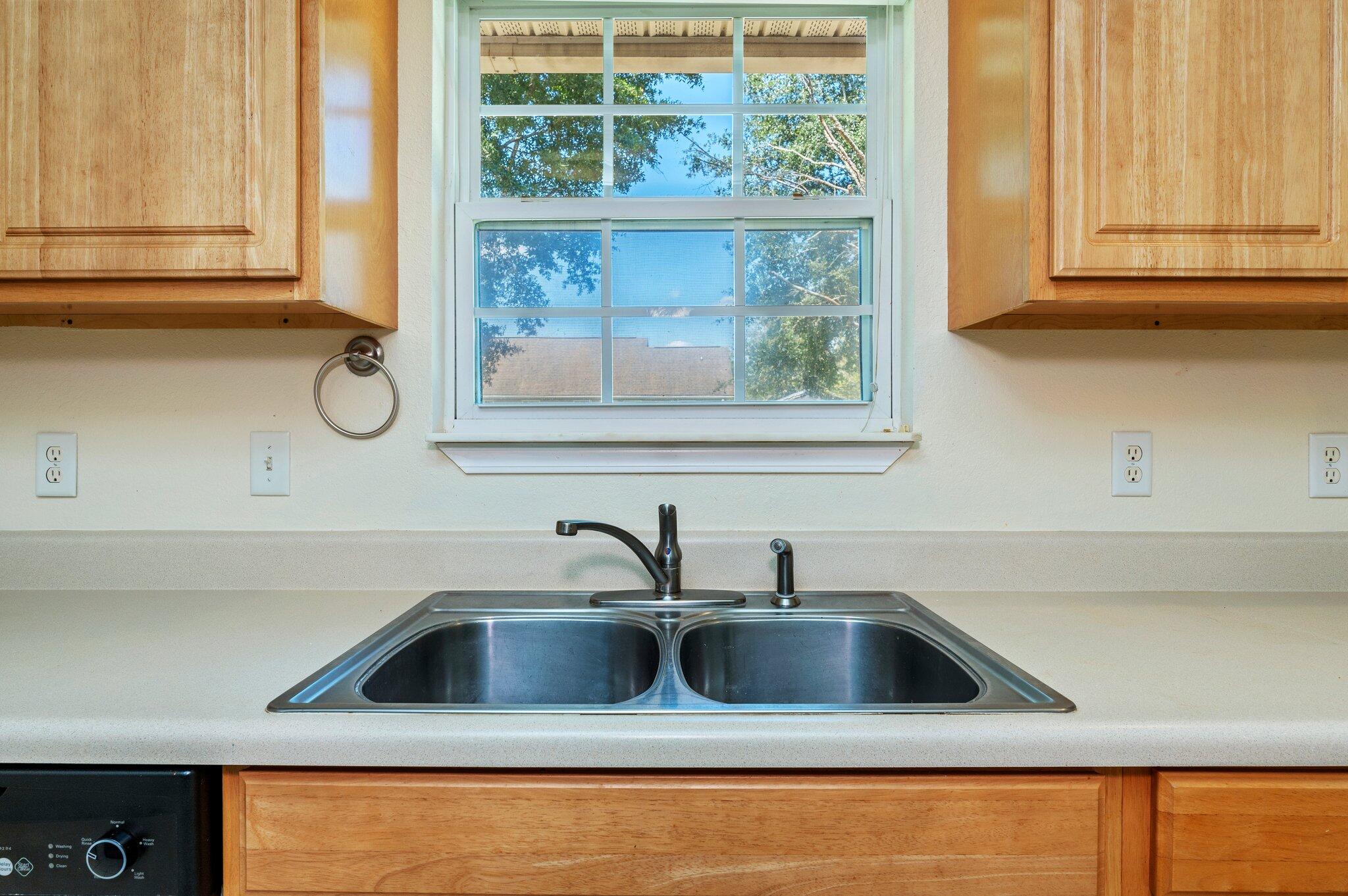 THE PINES - Residential