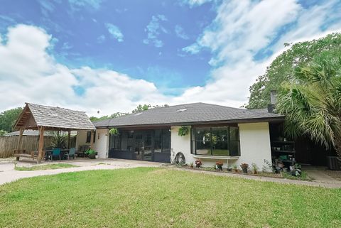 A home in Fort Walton Beach