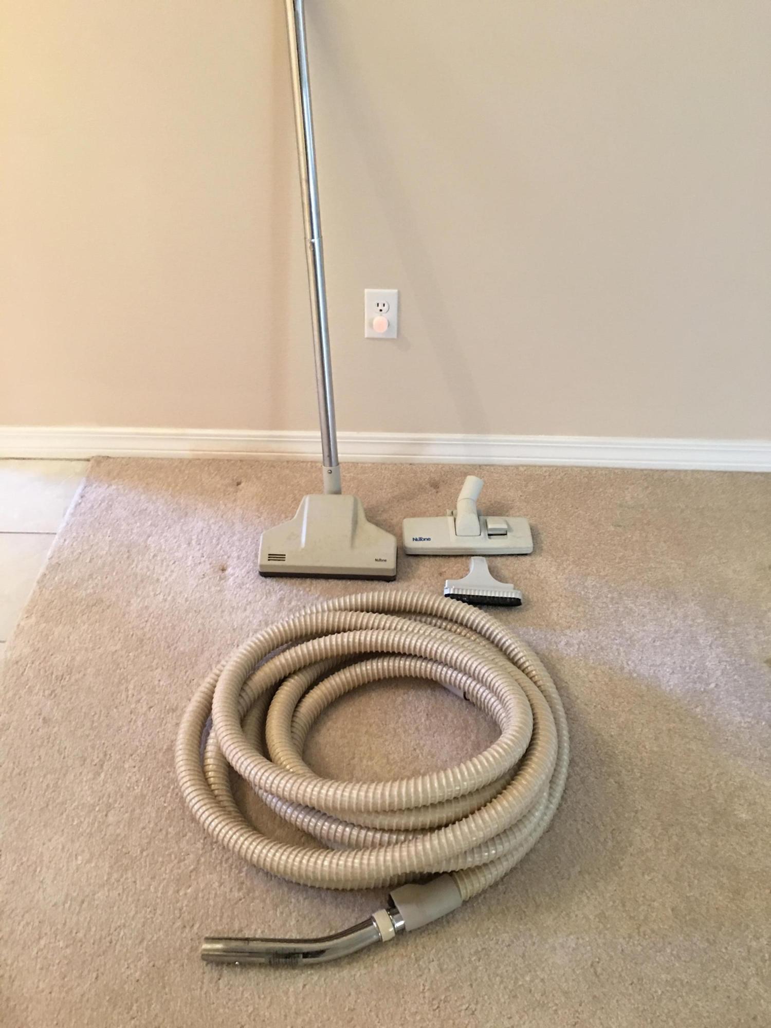 IVALEA GARDENS - Residential