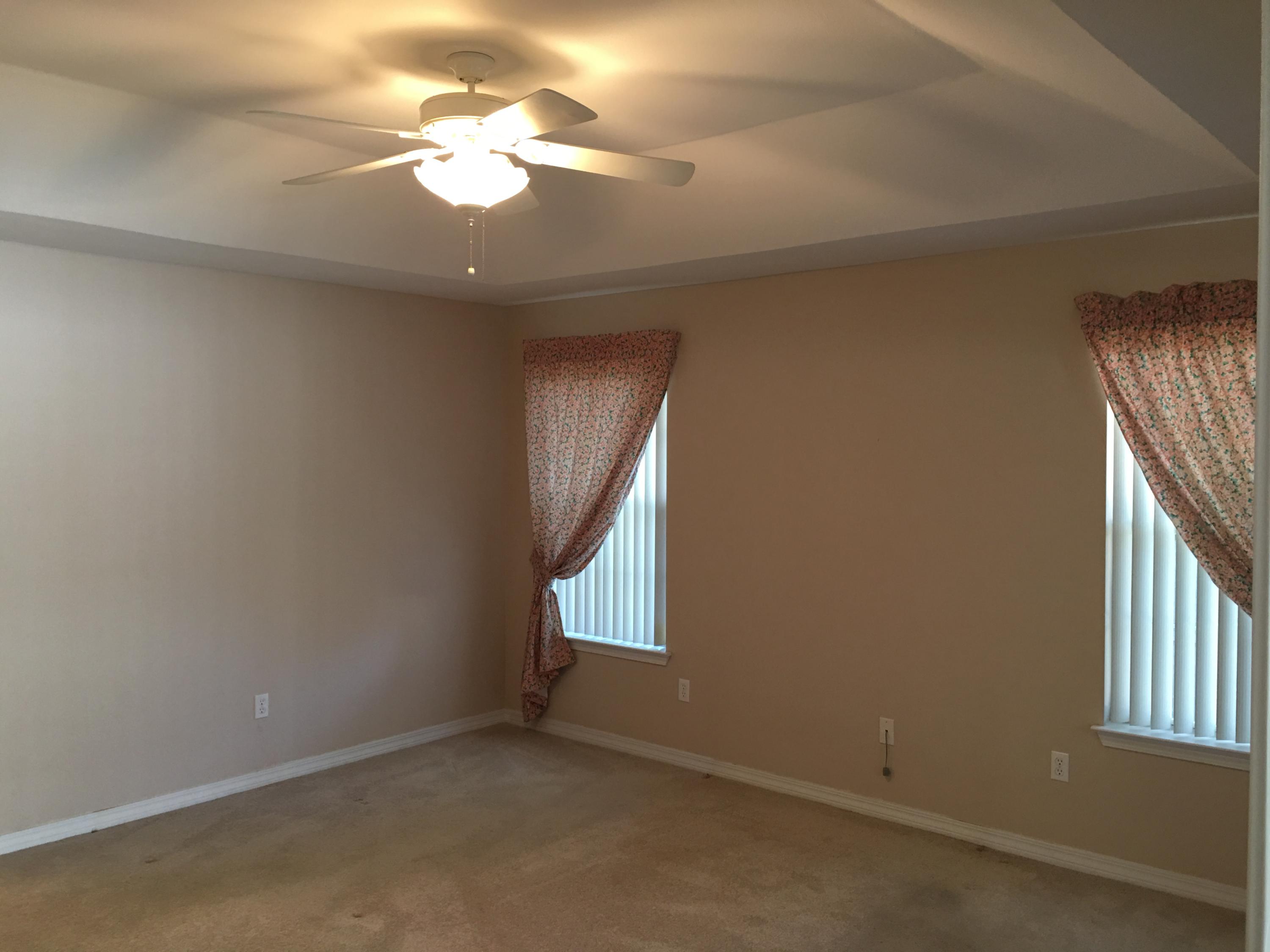 IVALEA GARDENS - Residential