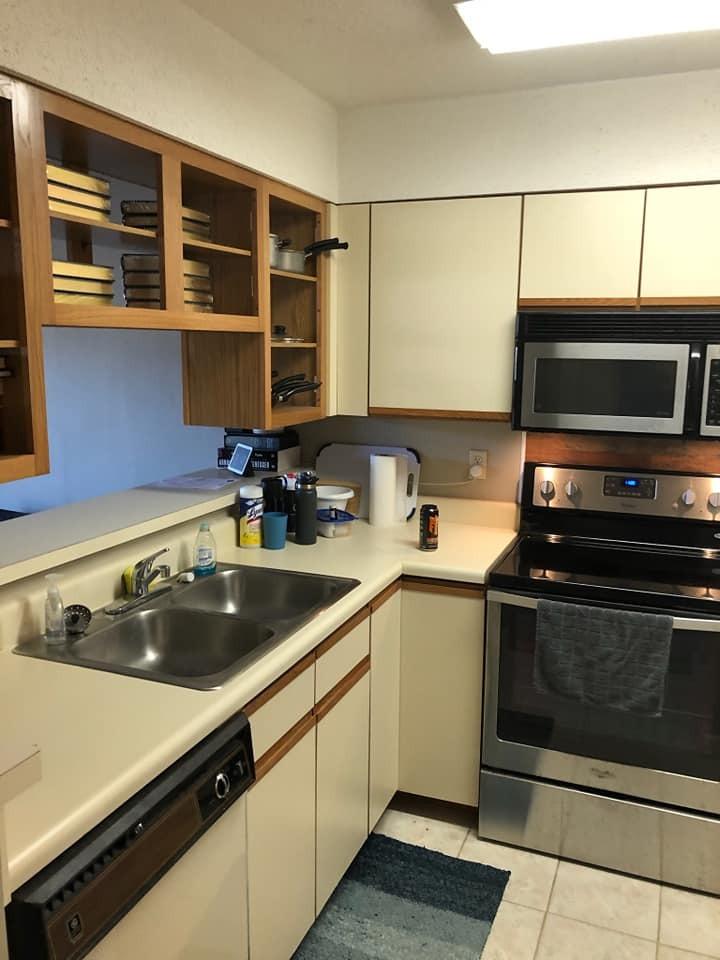 LAKESIDE CONDO AT BLUEWATER BAY - Residential